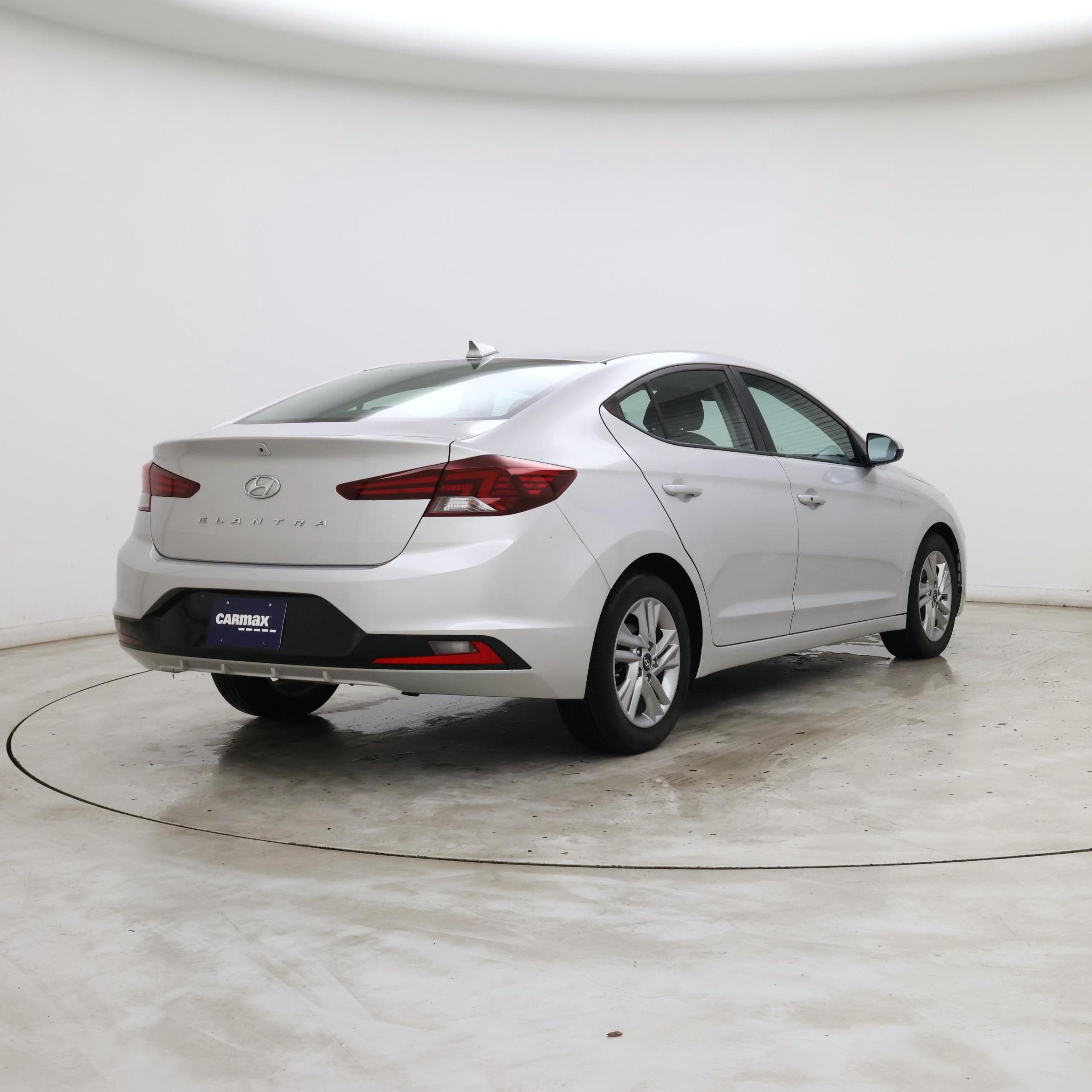 Thumbnail: 2020 Hyundai Elantra - 8