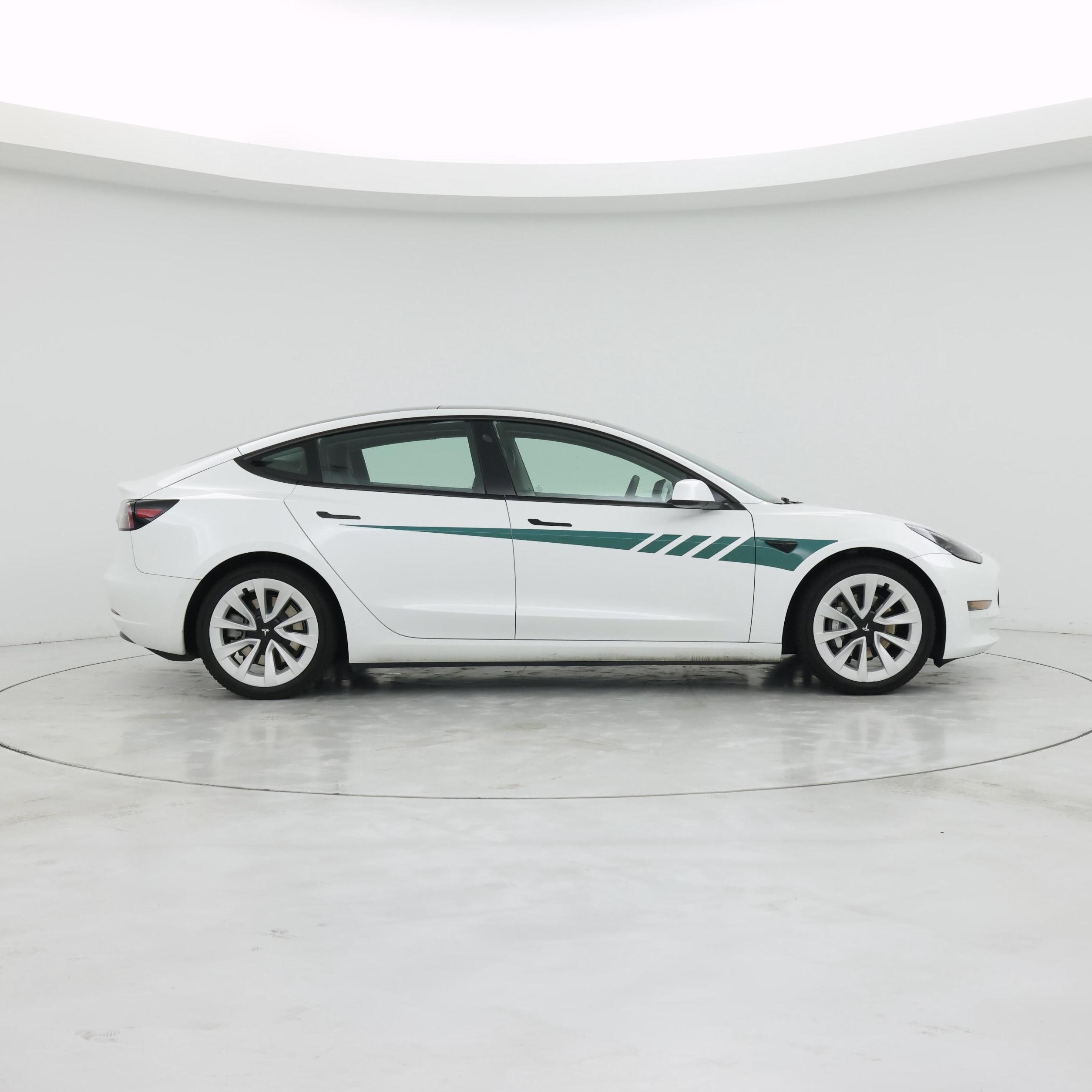 Thumbnail: 2021 Tesla Model 3 - 7