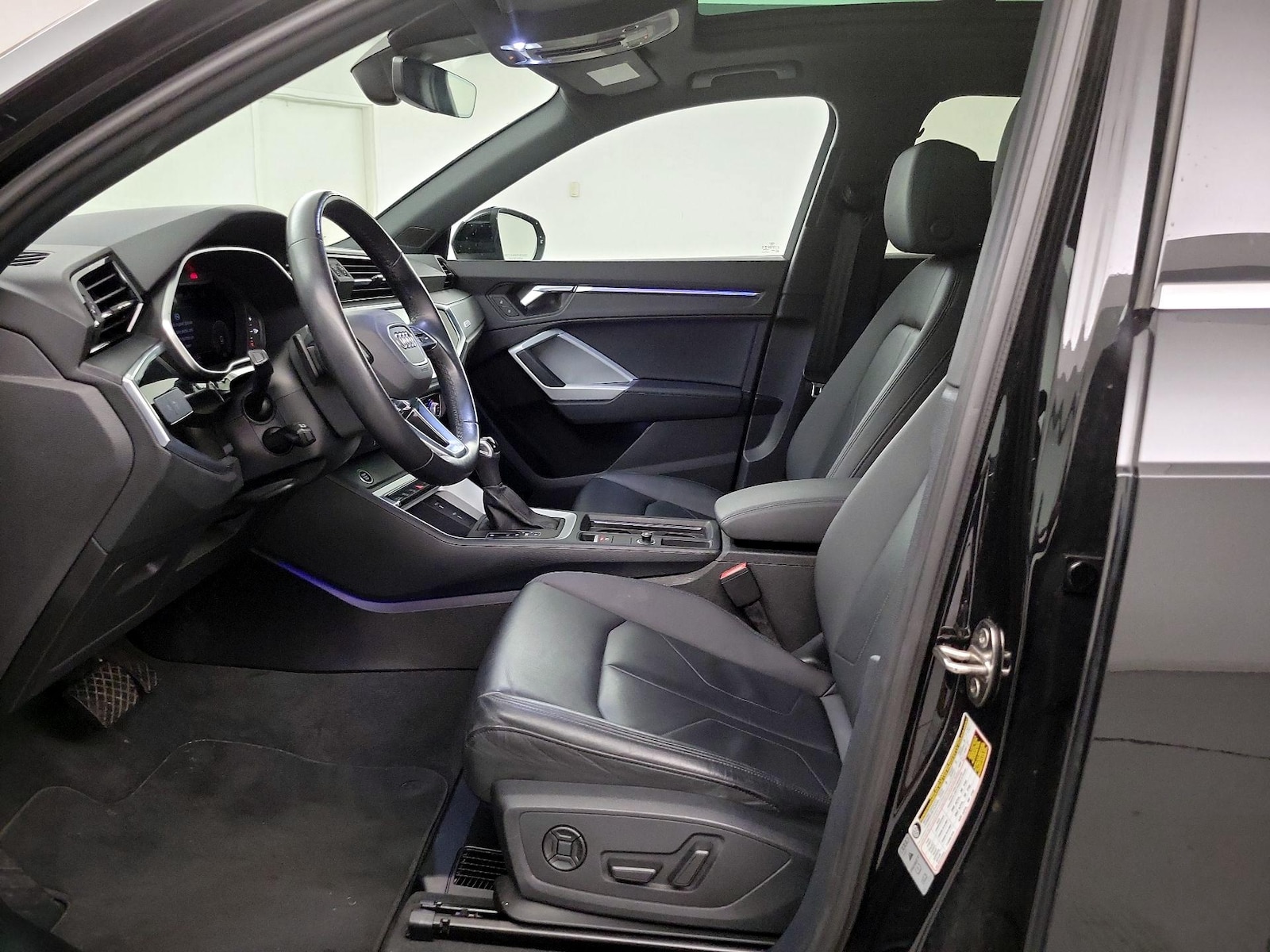 2022 Audi Q3 S Line Premium Plus - Photo 10