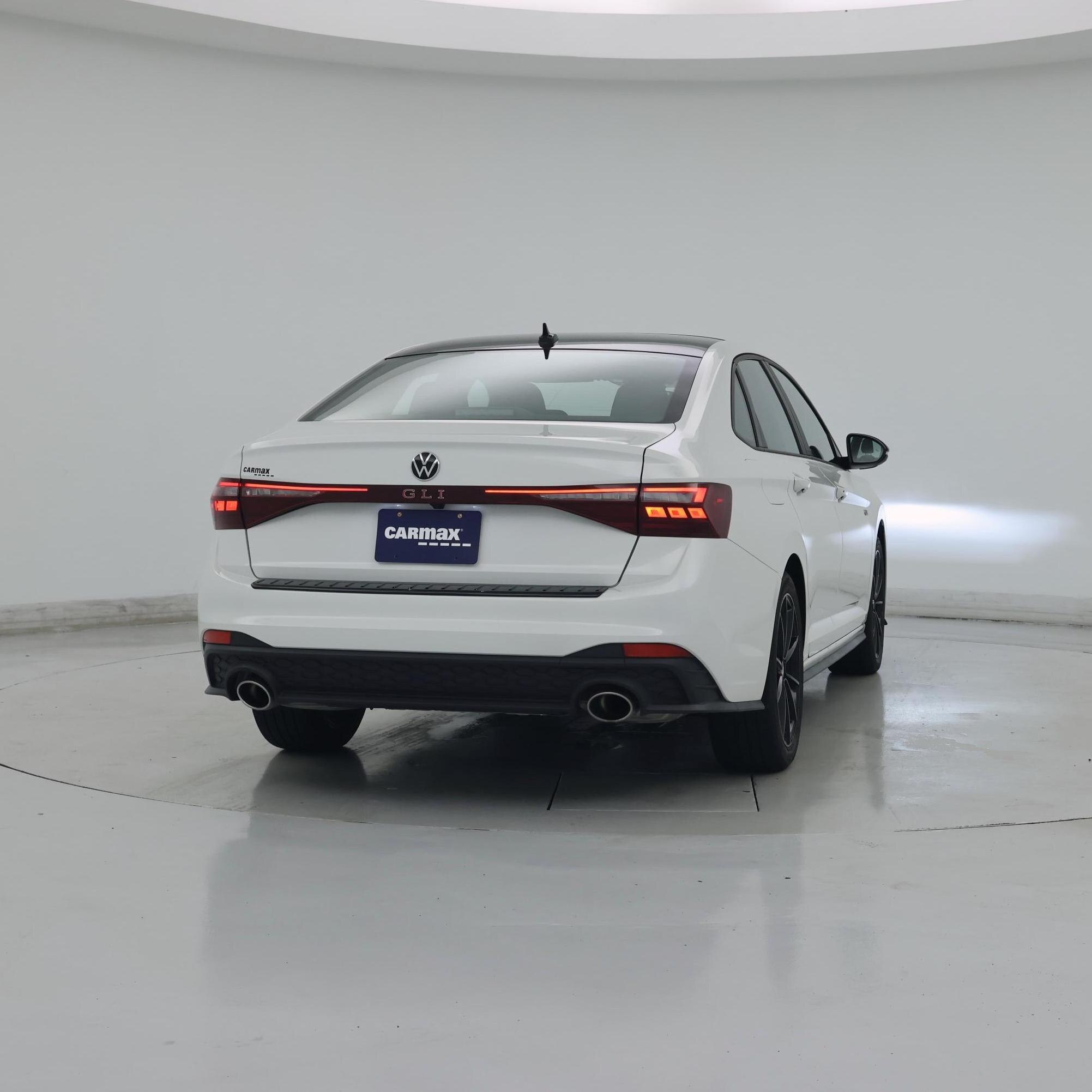 Thumbnail: 2025 Volkswagen Jetta - 4