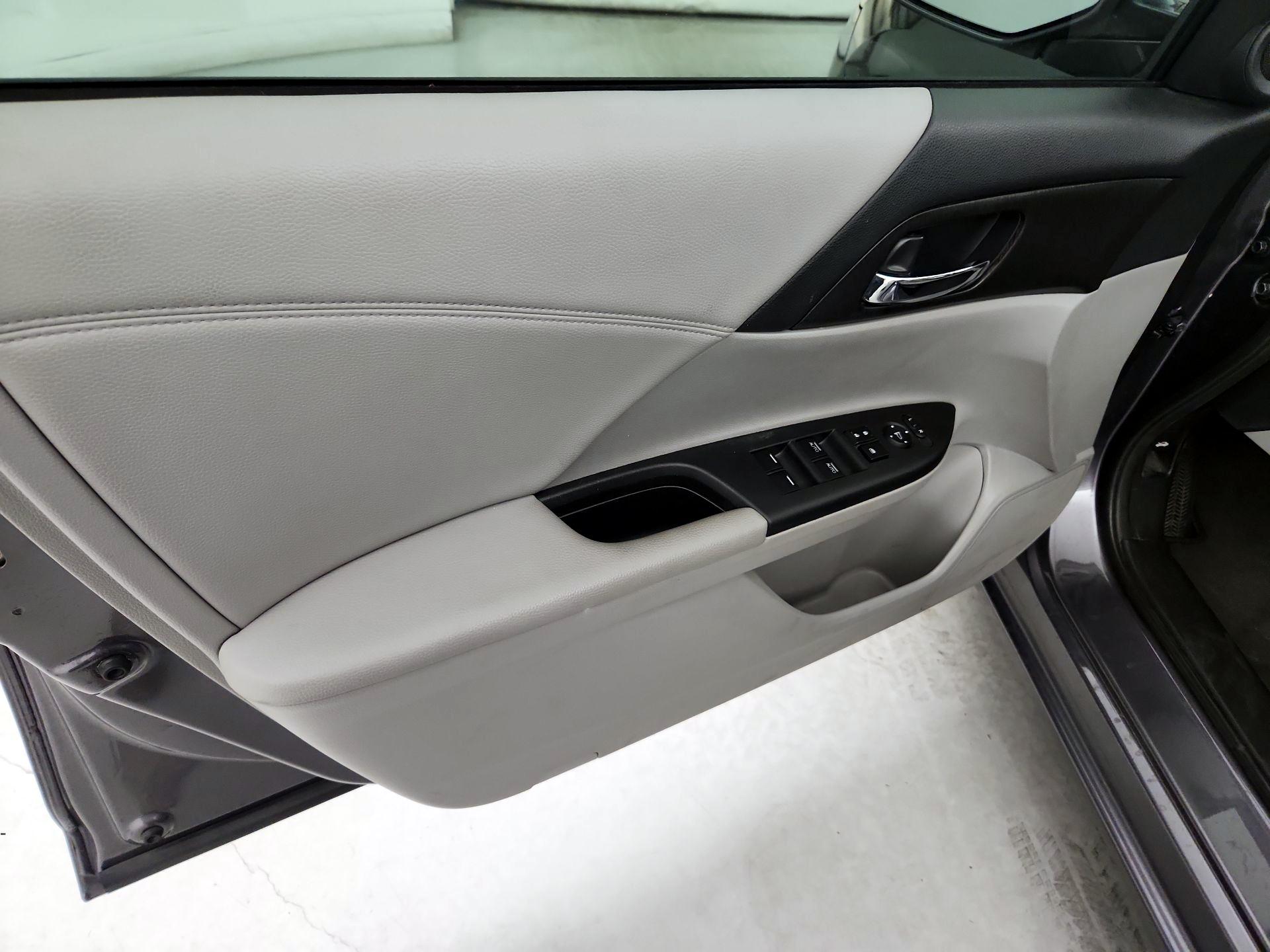 Thumbnail: 2014 Honda Accord - 12