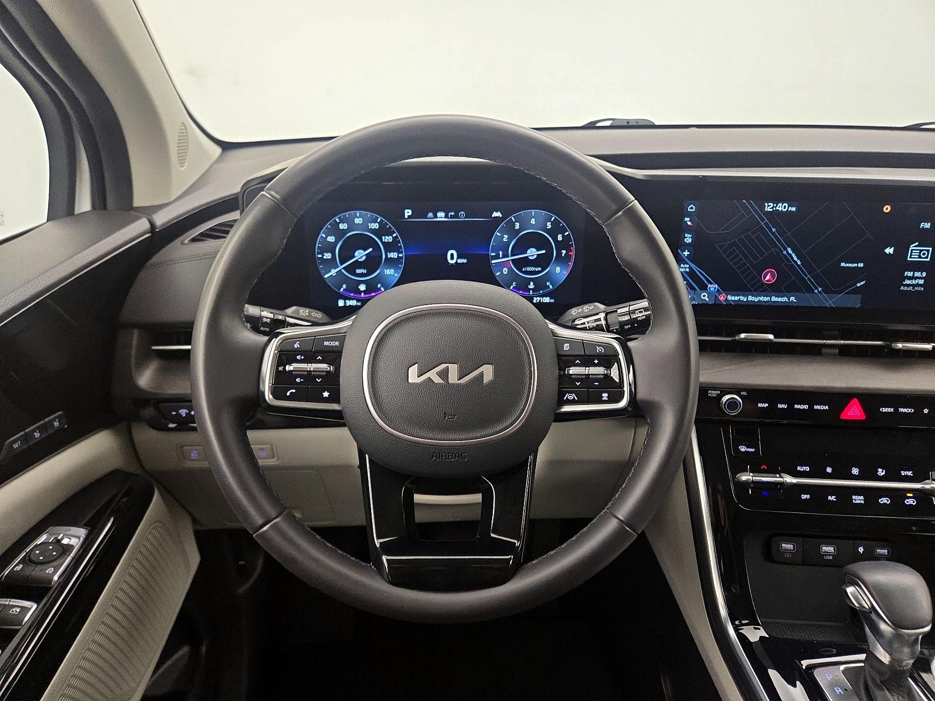 Thumbnail: 2024 Kia Carnival - 10