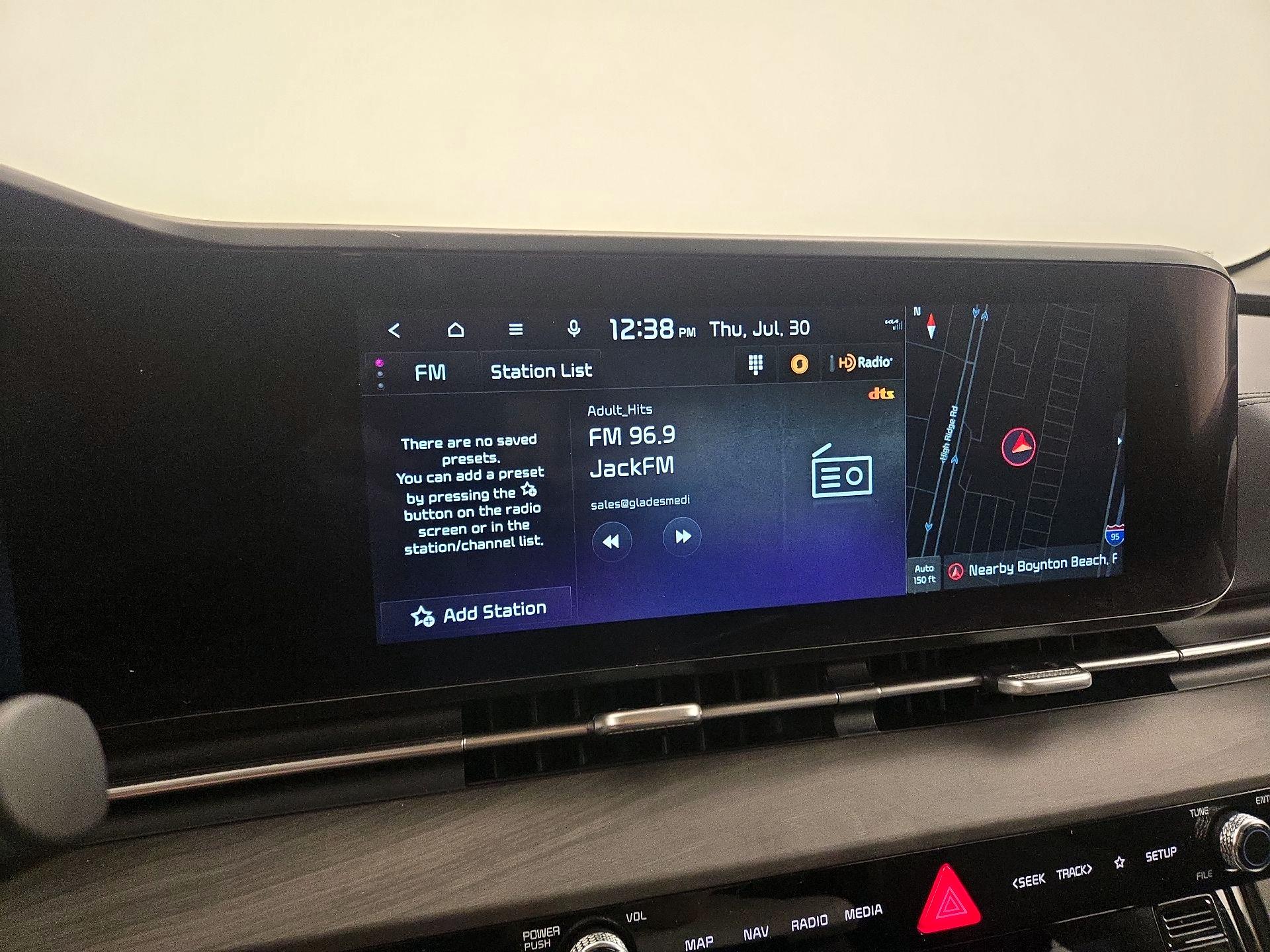 Thumbnail: 2024 Kia Carnival - 16