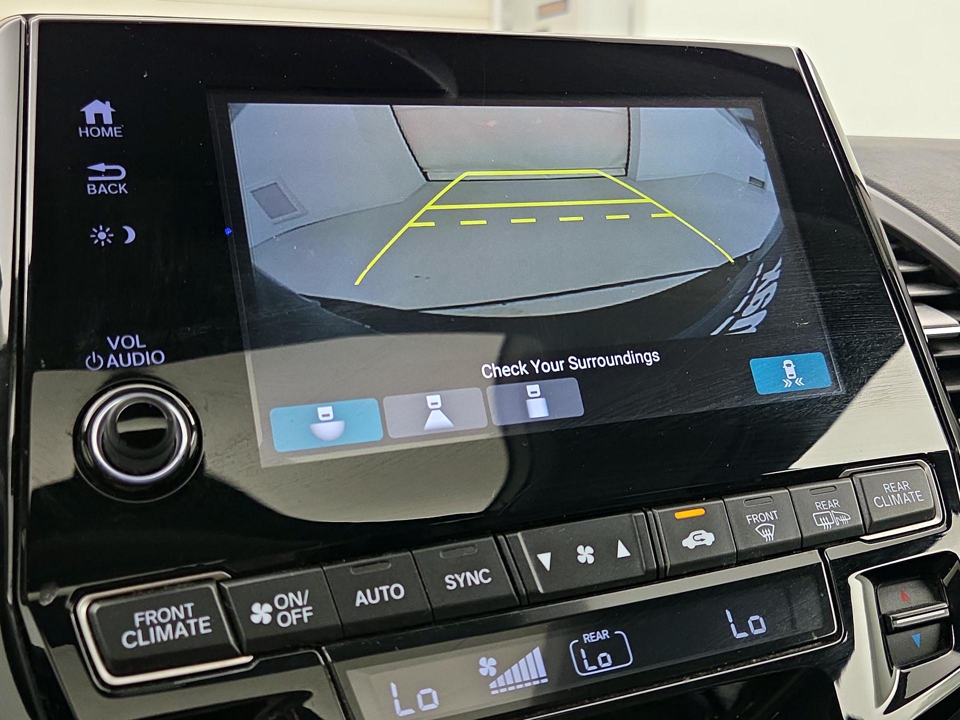 Thumbnail: 2019 Honda Odyssey - 14