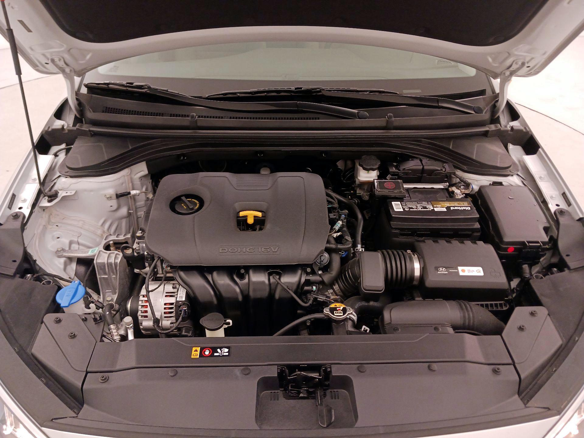 Thumbnail: 2019 Hyundai Elantra - 20