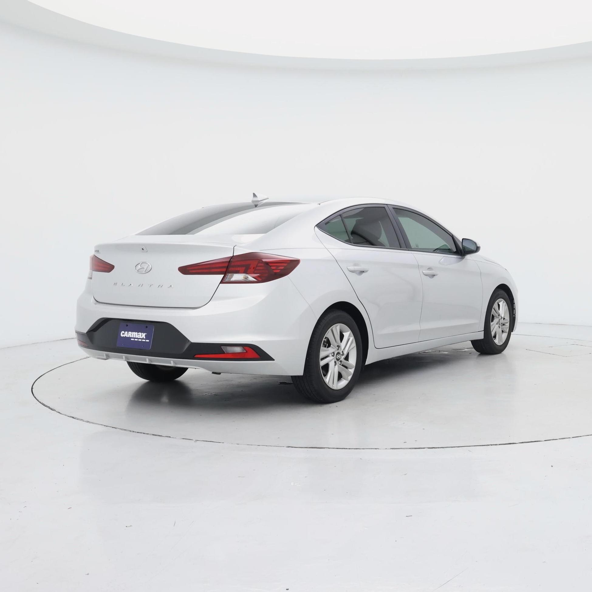 Thumbnail: 2019 Hyundai Elantra - 8
