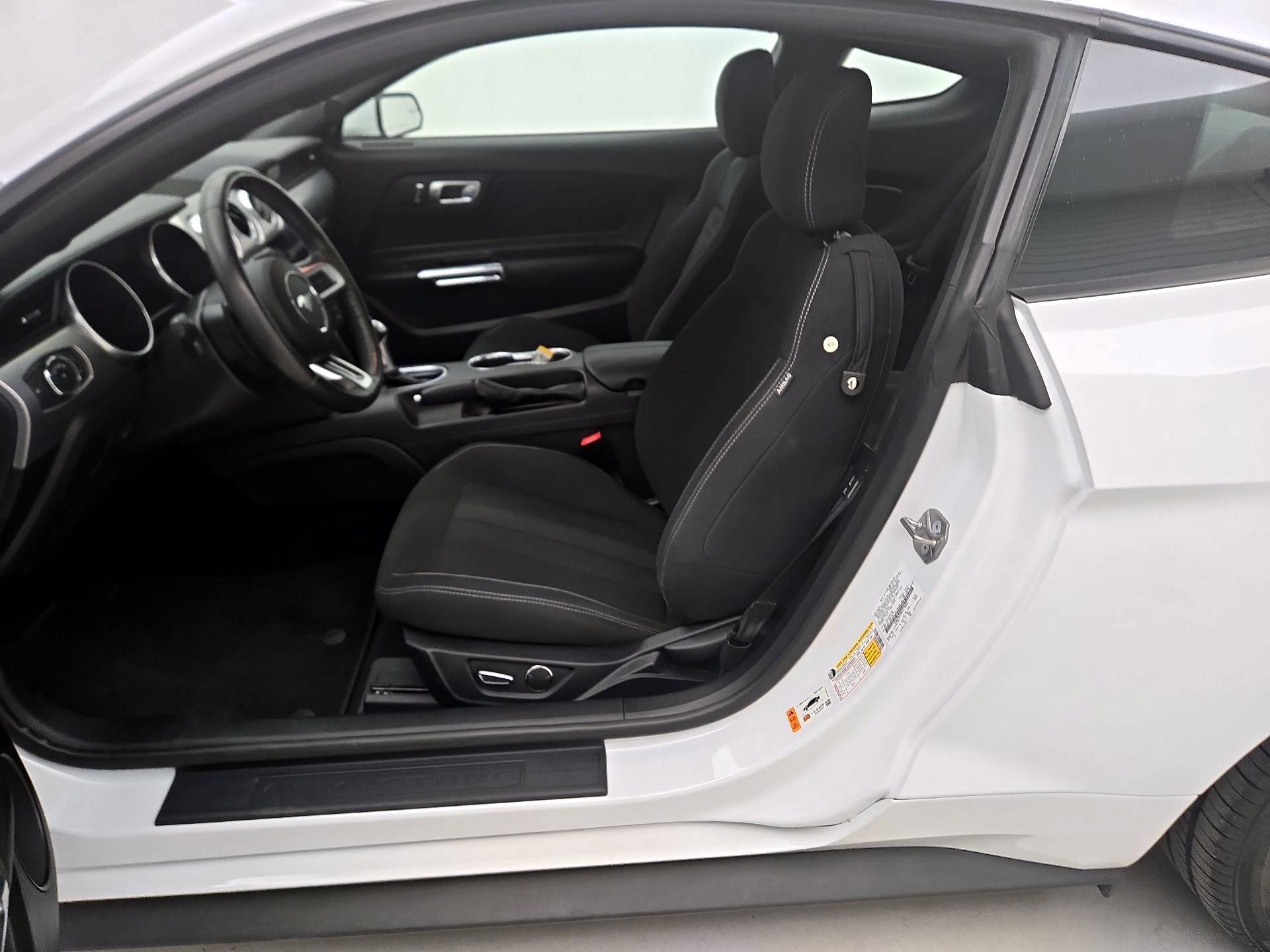 Thumbnail: 2019 Ford Mustang - 11