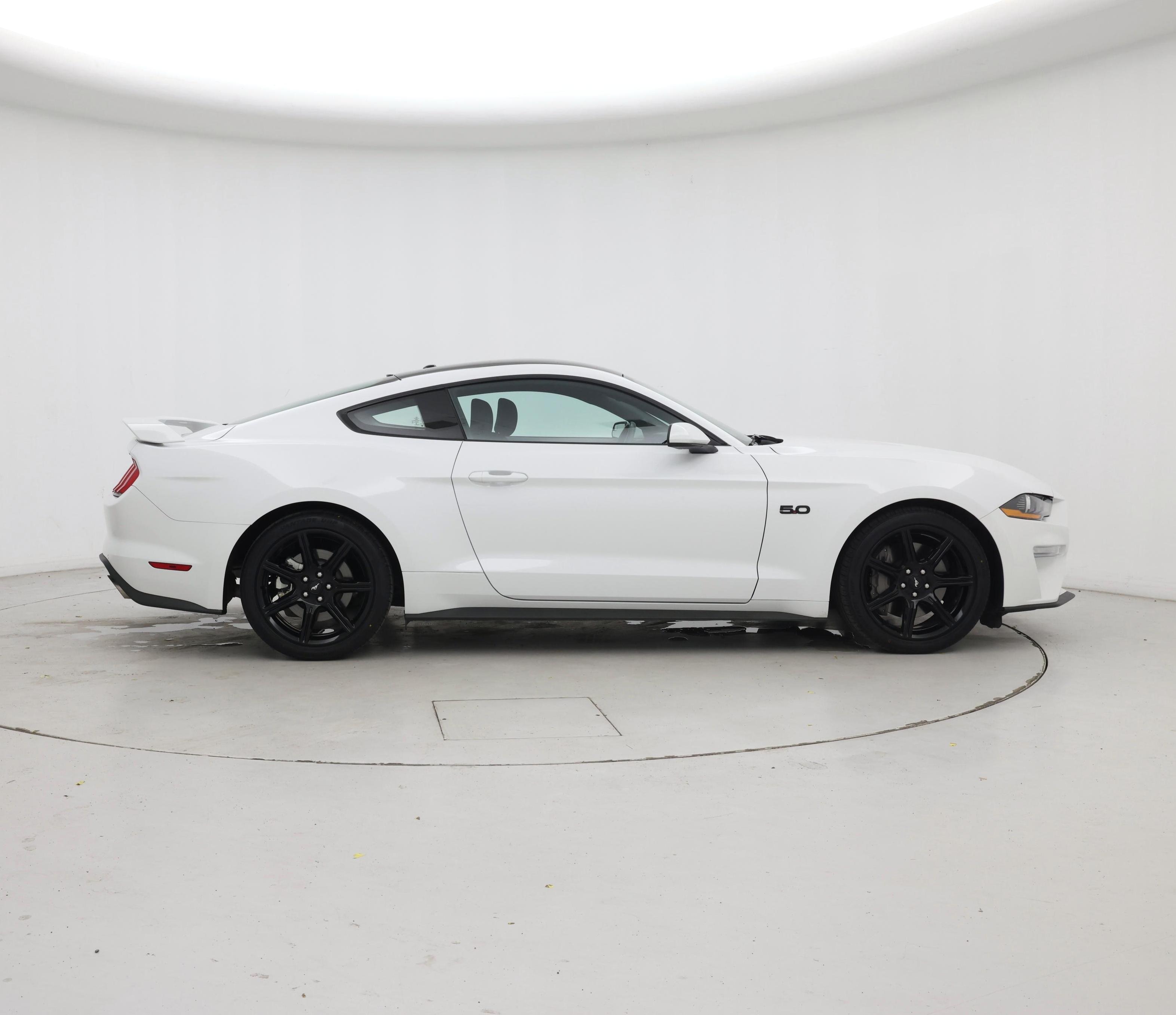 Thumbnail: 2019 Ford Mustang - 7