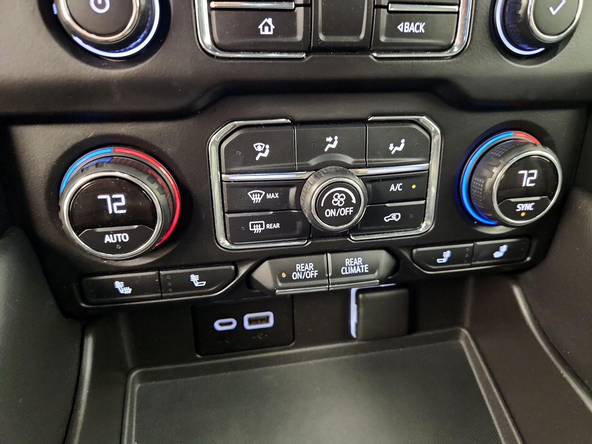 Thumbnail: 2021 Chevrolet Suburban - 16