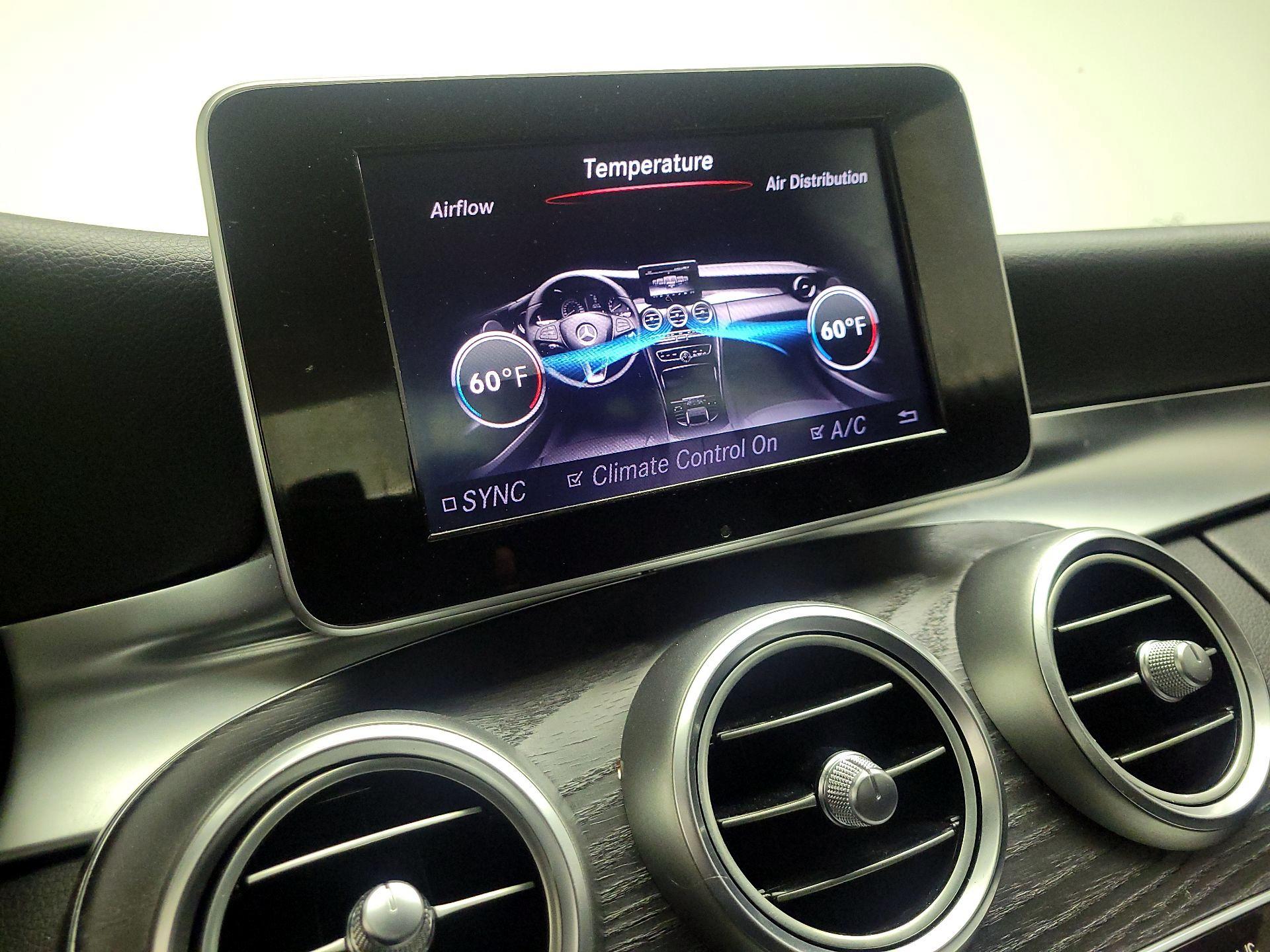 Thumbnail: 2016 Mercedes-Benz C-Class - 16
