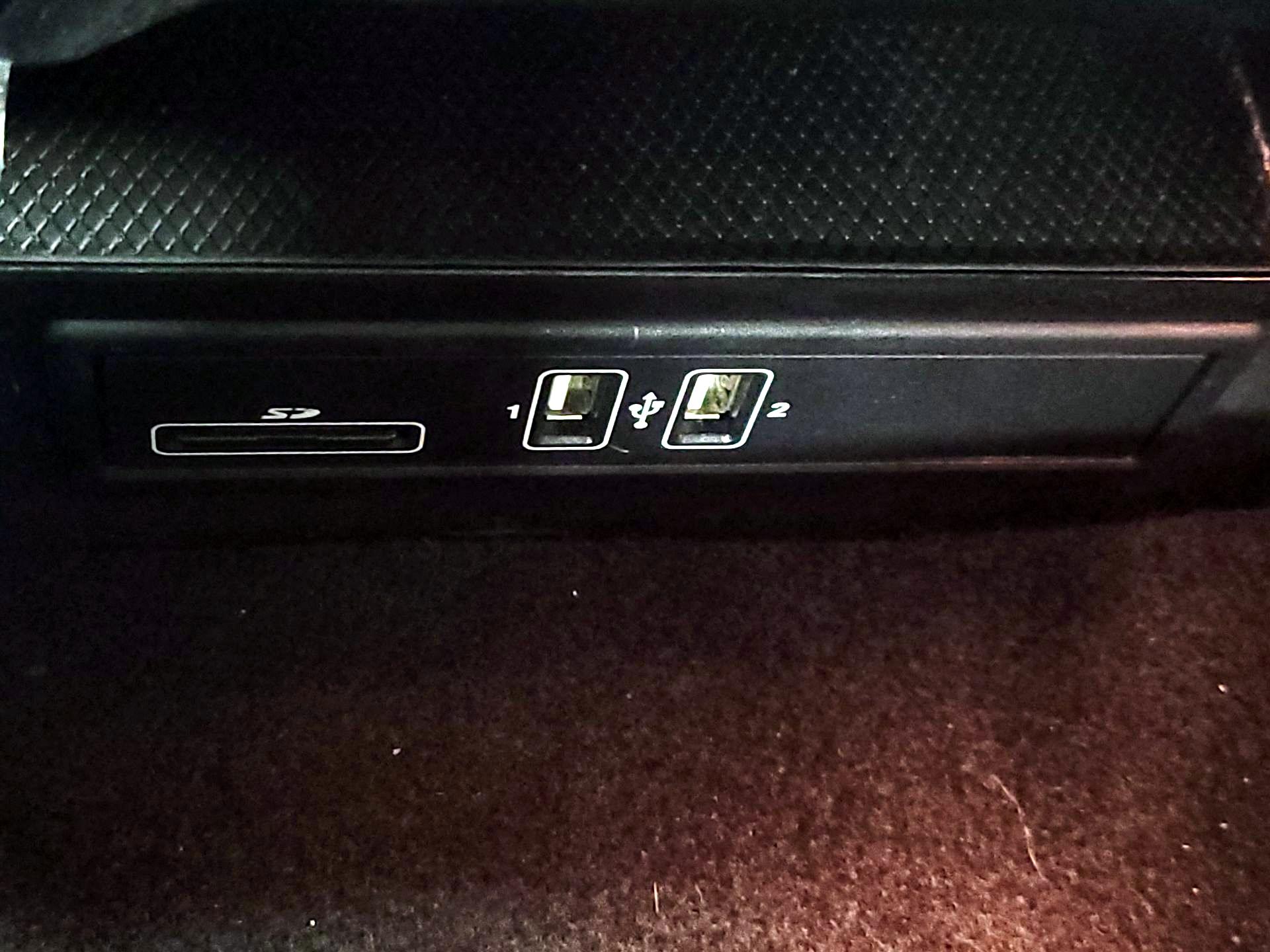 Thumbnail: 2016 Mercedes-Benz C-Class - 18