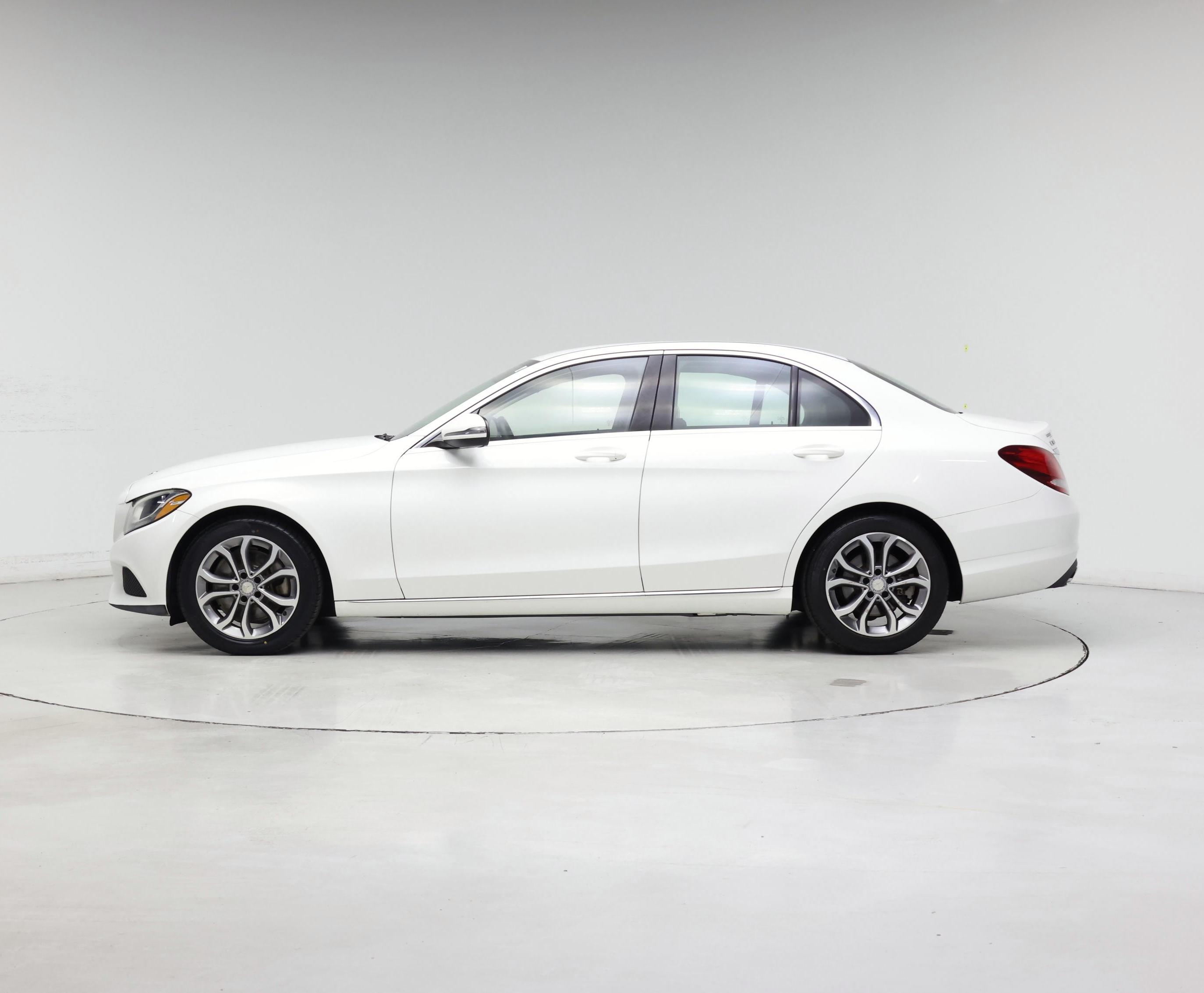 Thumbnail: 2016 Mercedes-Benz C-Class - 3