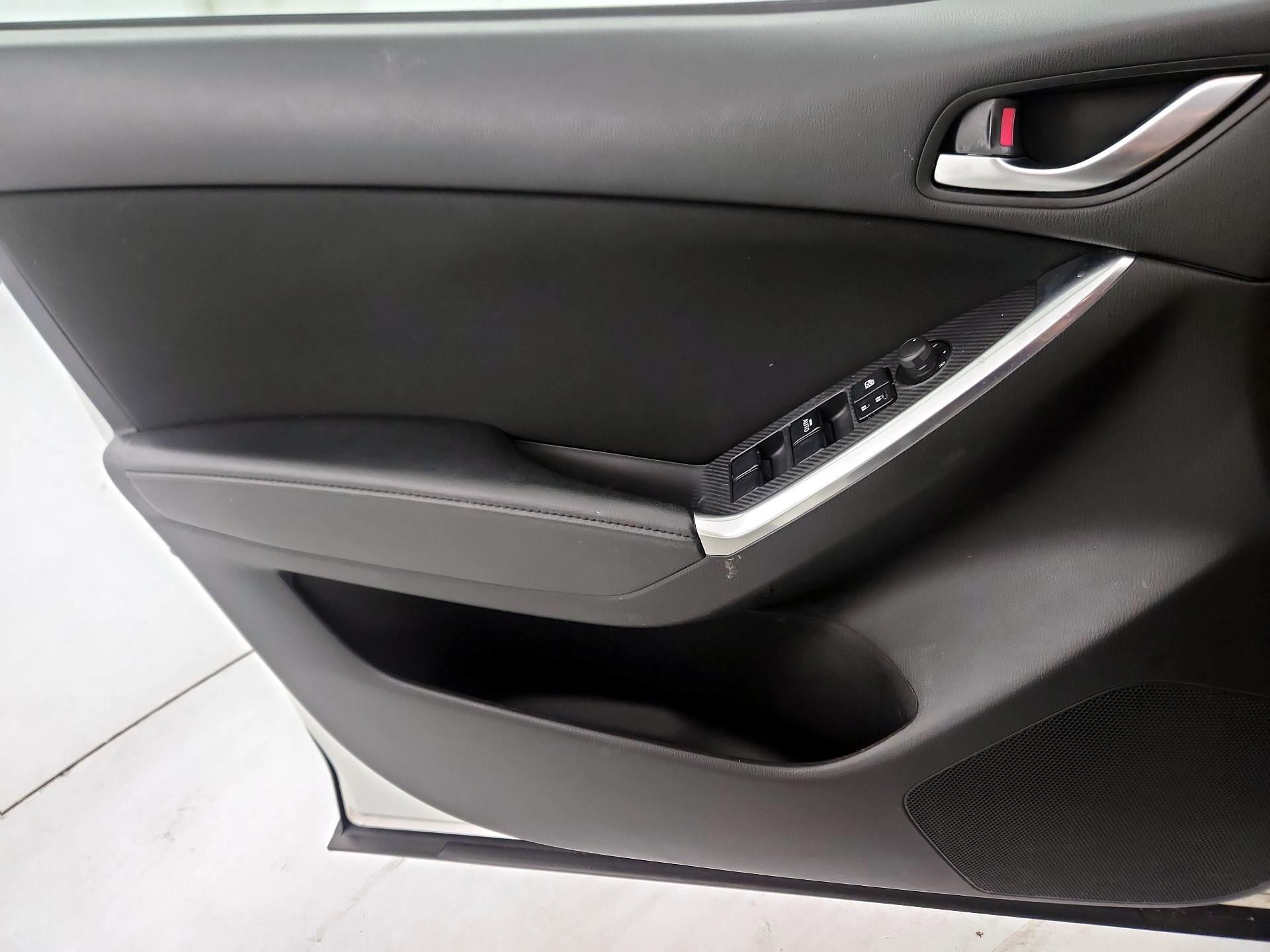 Thumbnail: 2016 Mazda CX-5 - 12