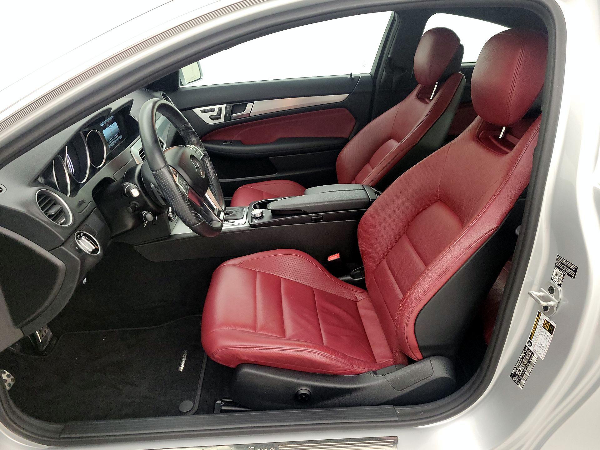 Thumbnail: 2015 Mercedes-Benz C-Class - 11