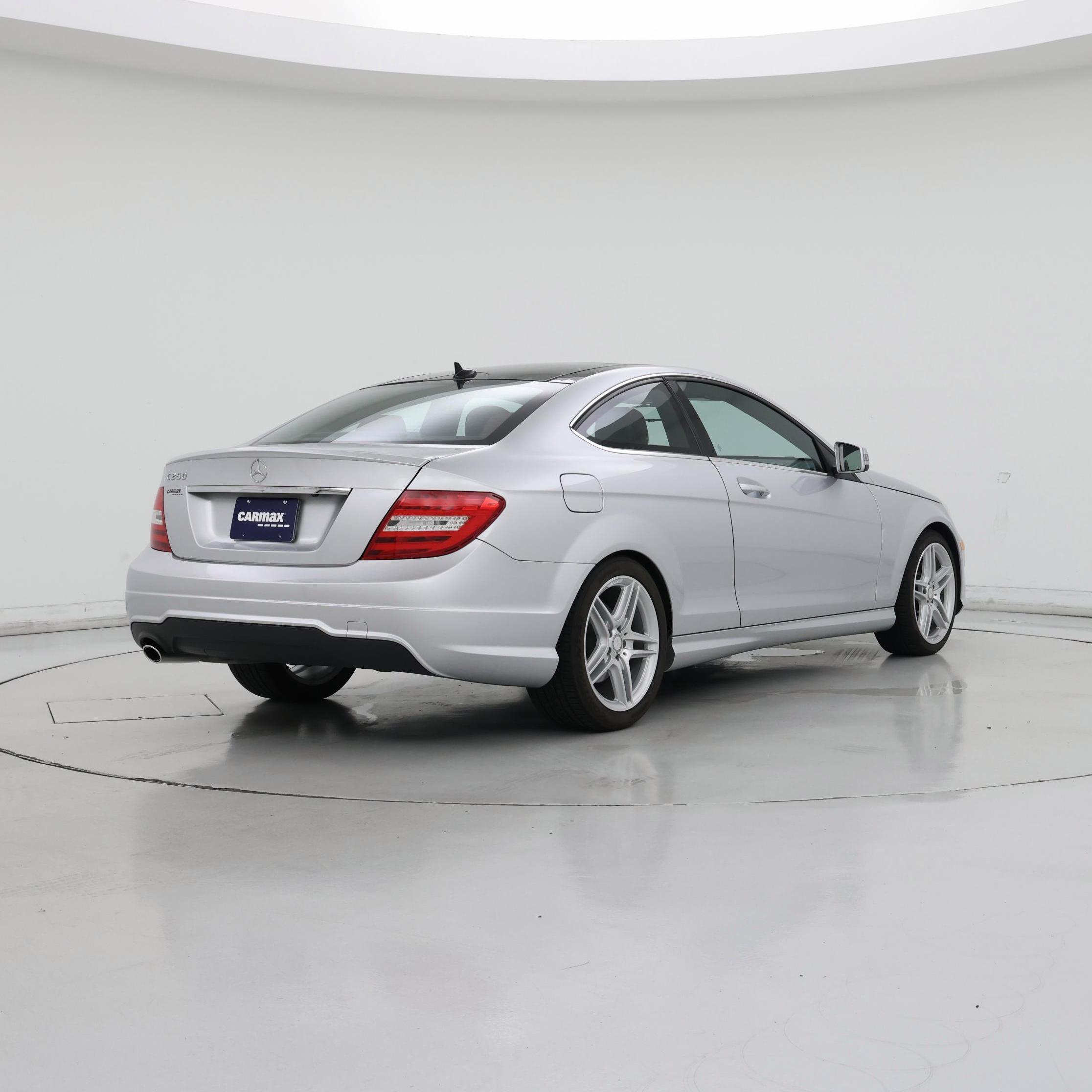 Thumbnail: 2015 Mercedes-Benz C-Class - 8