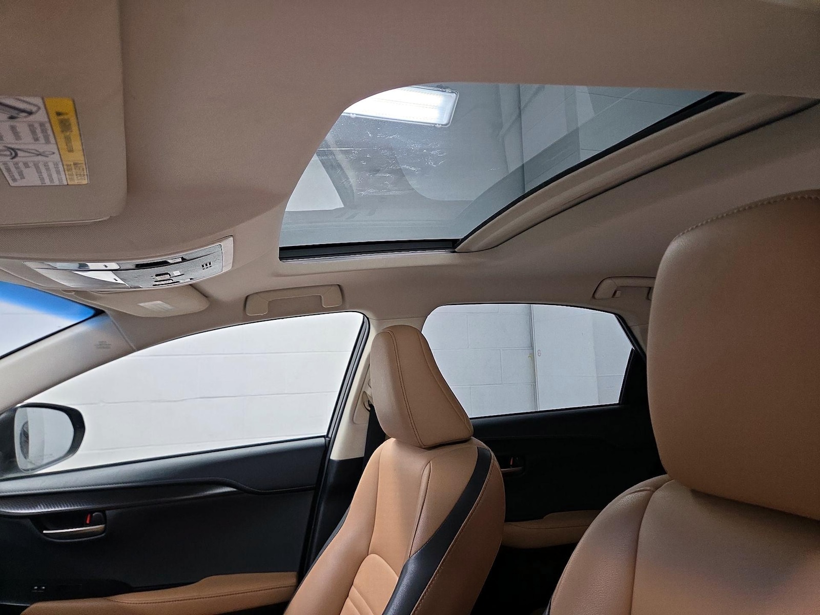 Sunroof(s) & Overhead Airbags