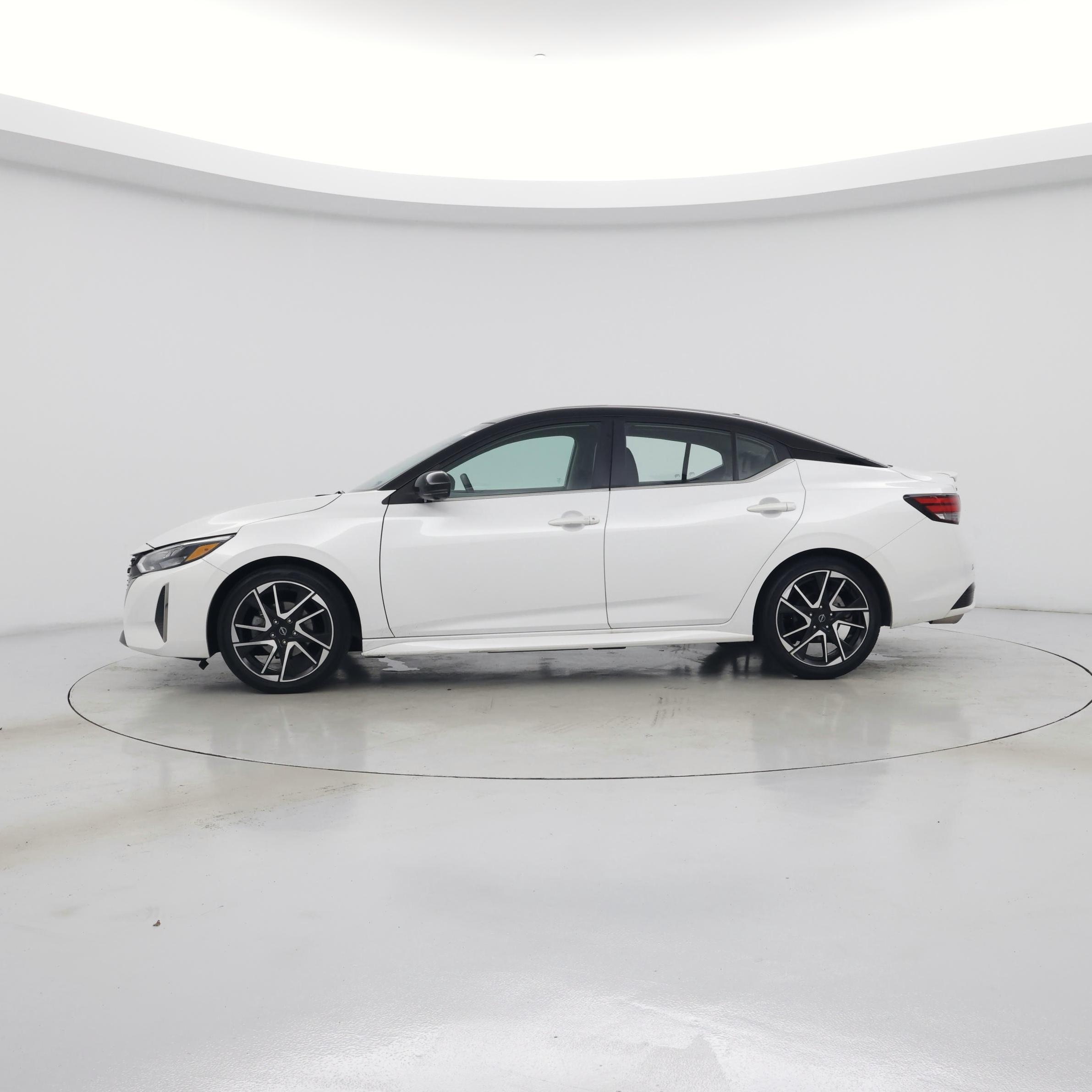 Thumbnail: 2024 Nissan Sentra - 3