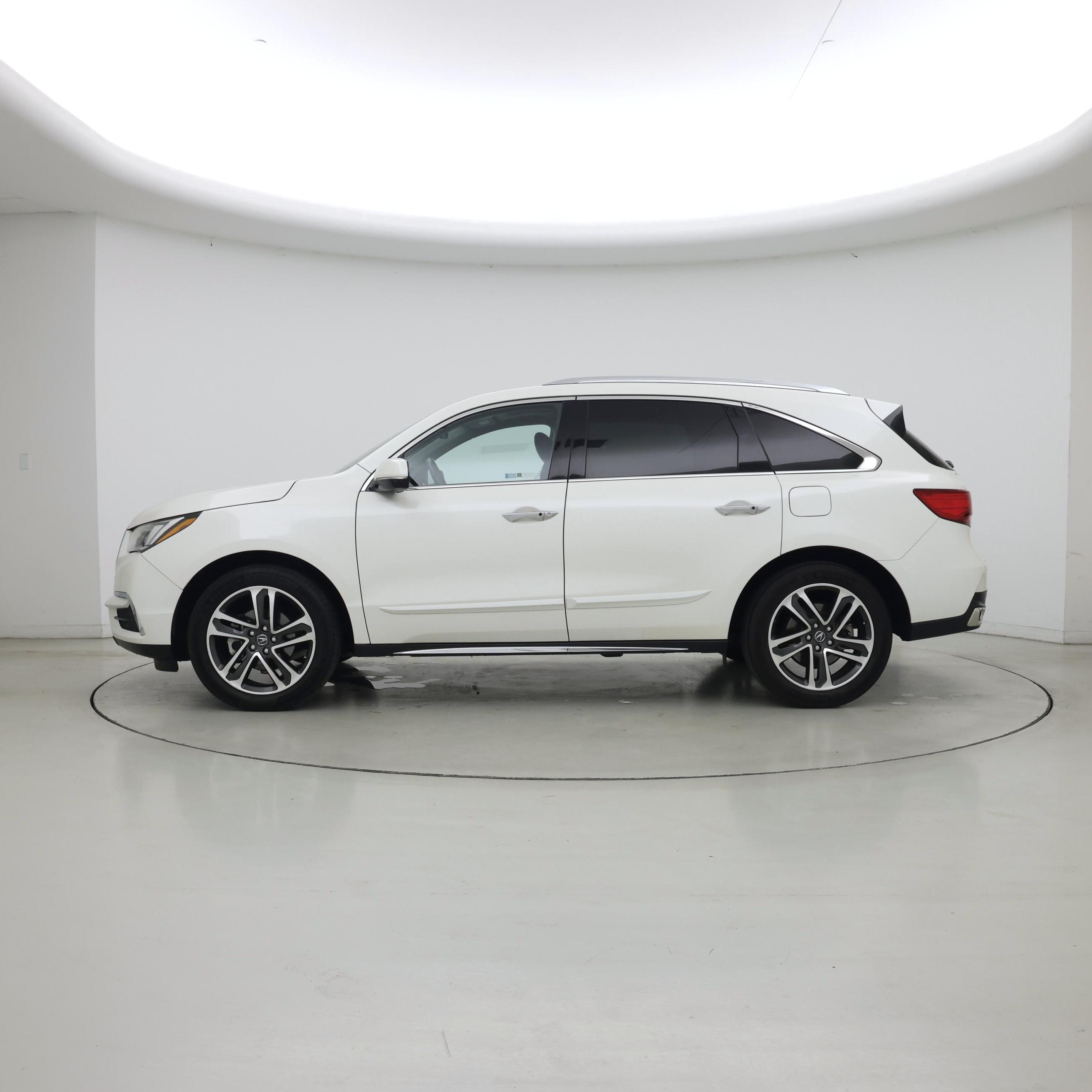 Thumbnail: 2017 Acura MDX - 3