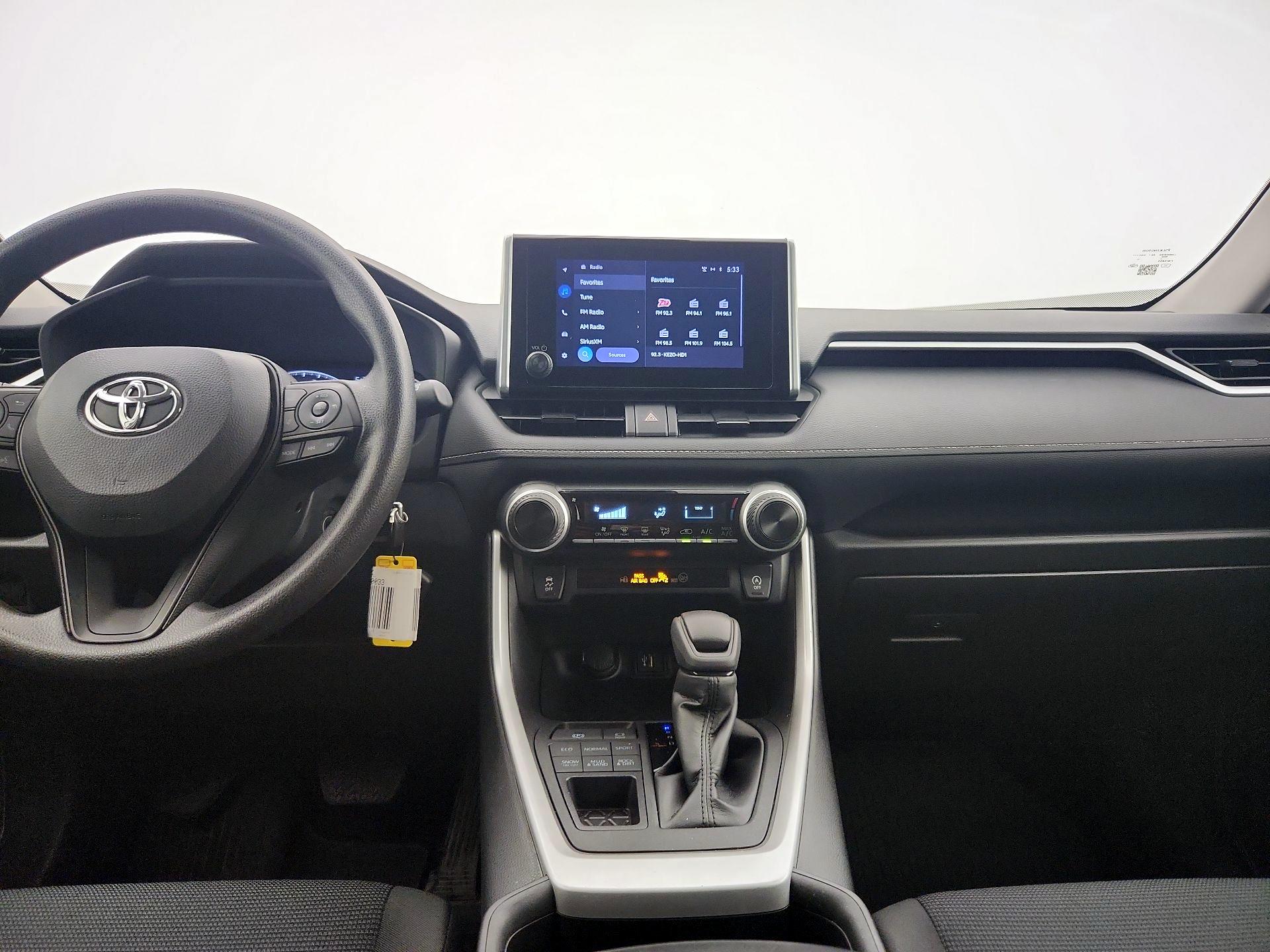 Thumbnail: 2023 Toyota RAV4 - 9
