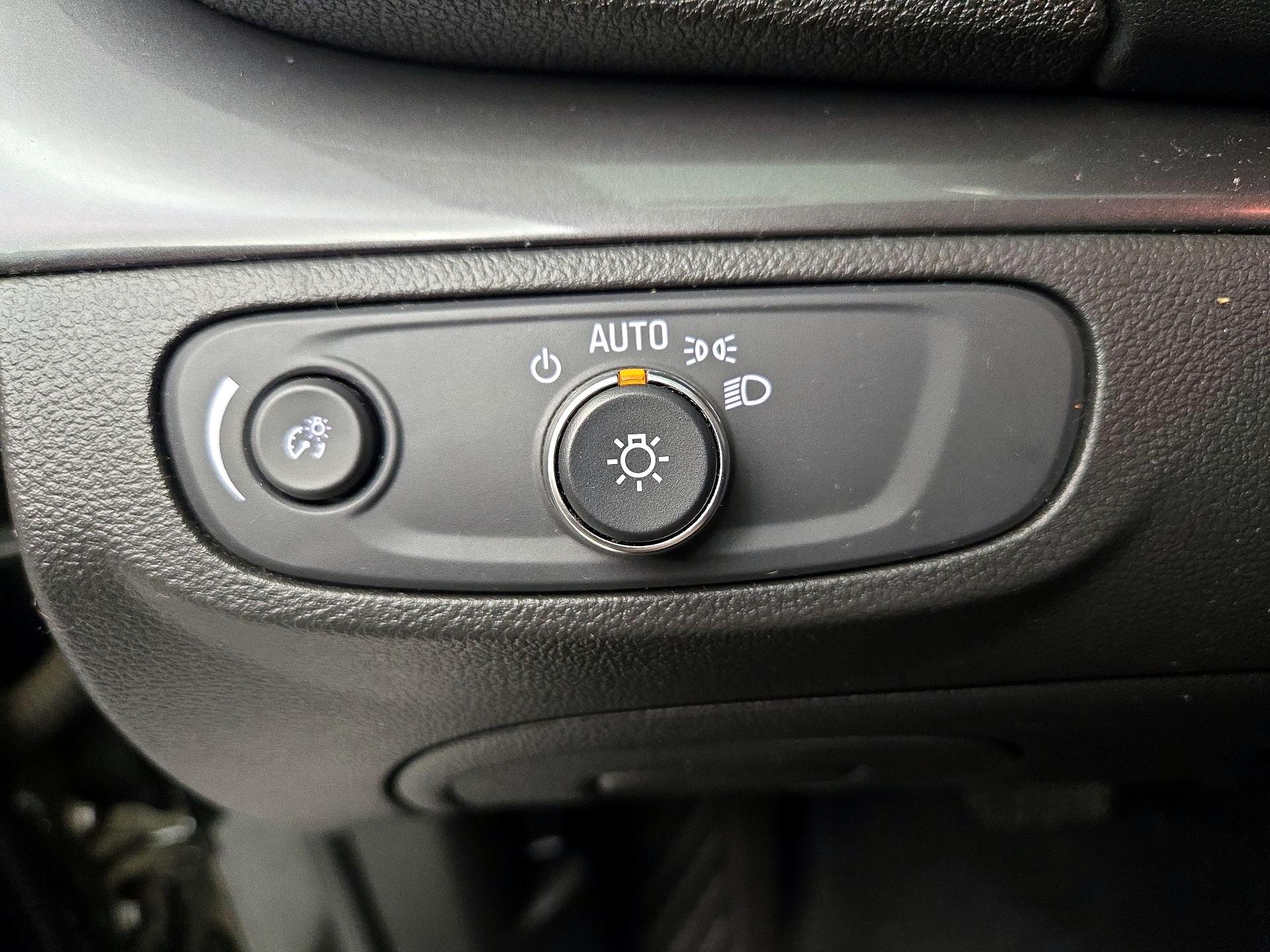 Thumbnail: 2019 Buick Encore - 13