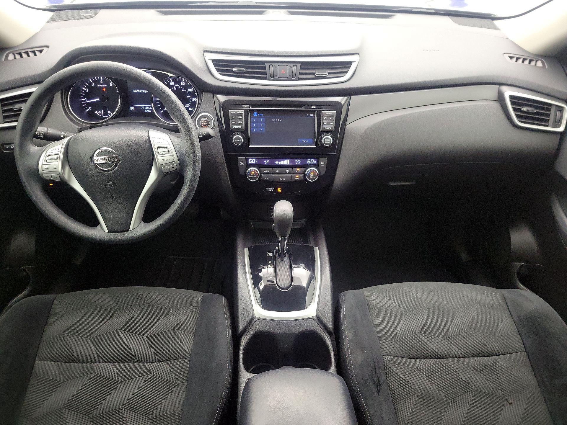 Thumbnail: 2015 Nissan Rogue - 9