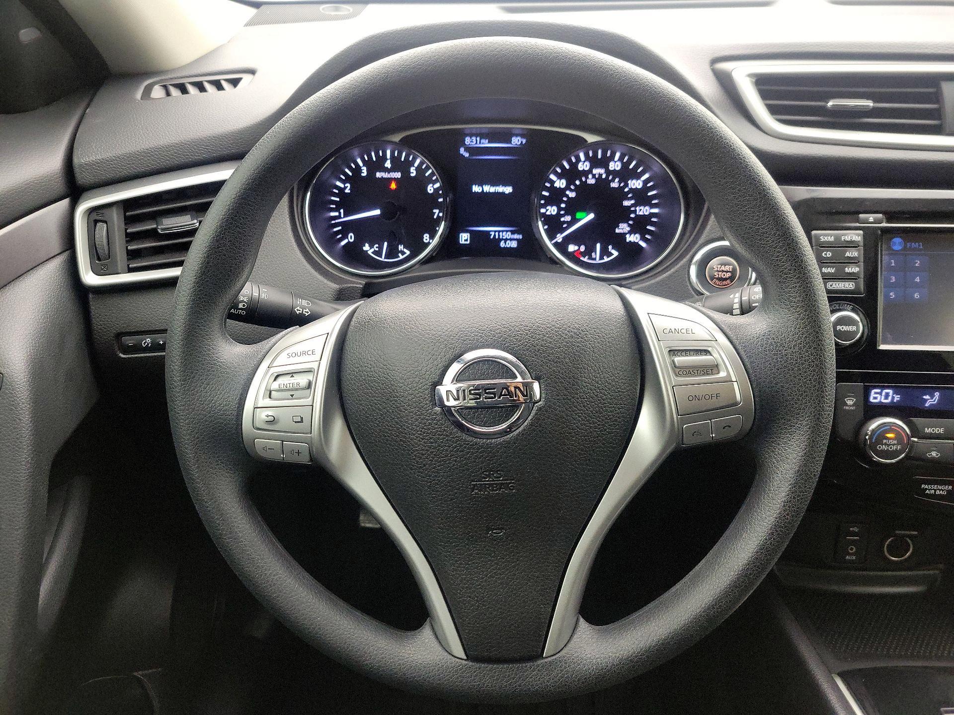 Thumbnail: 2015 Nissan Rogue - 10