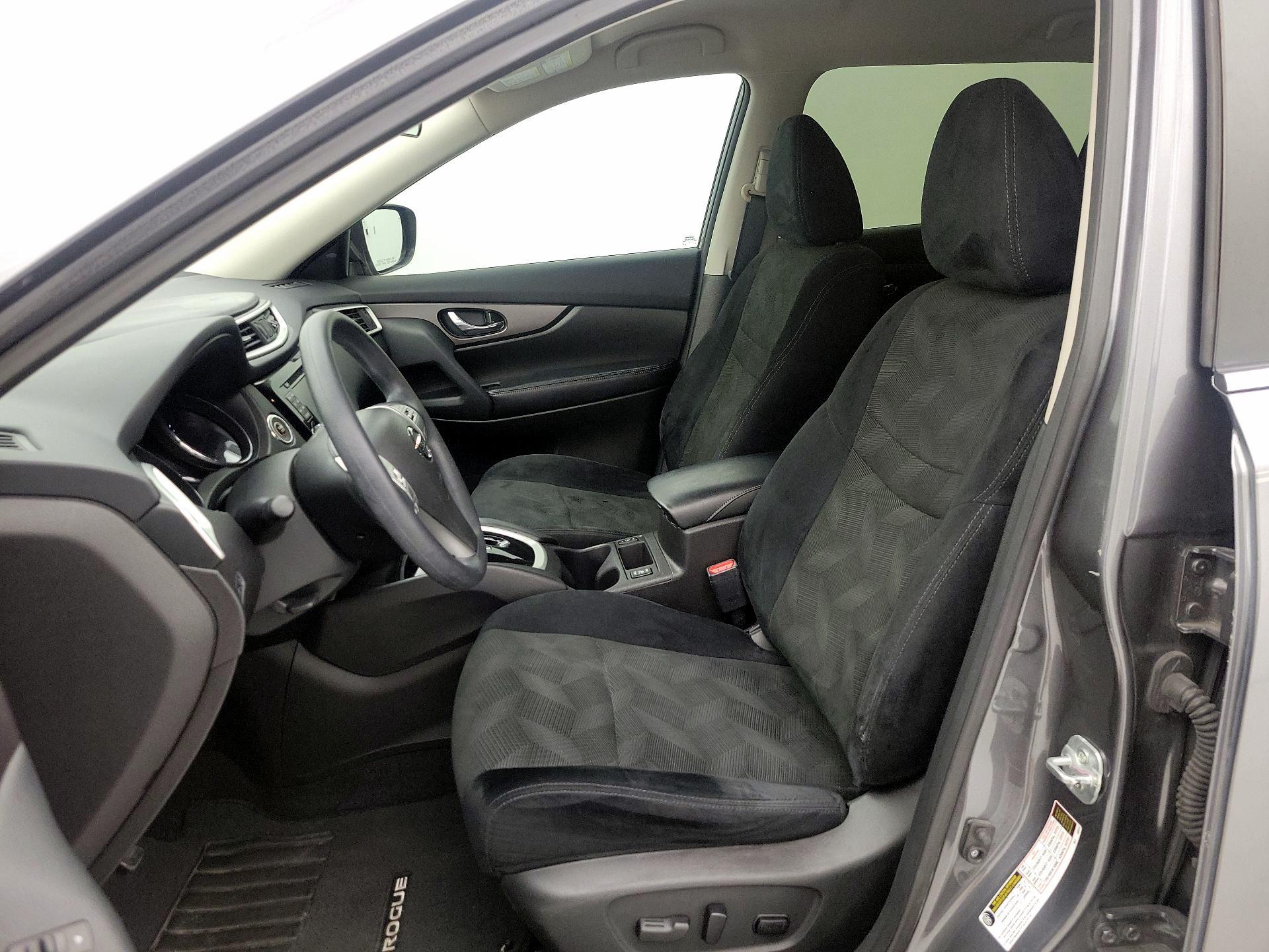 Thumbnail: 2015 Nissan Rogue - 11