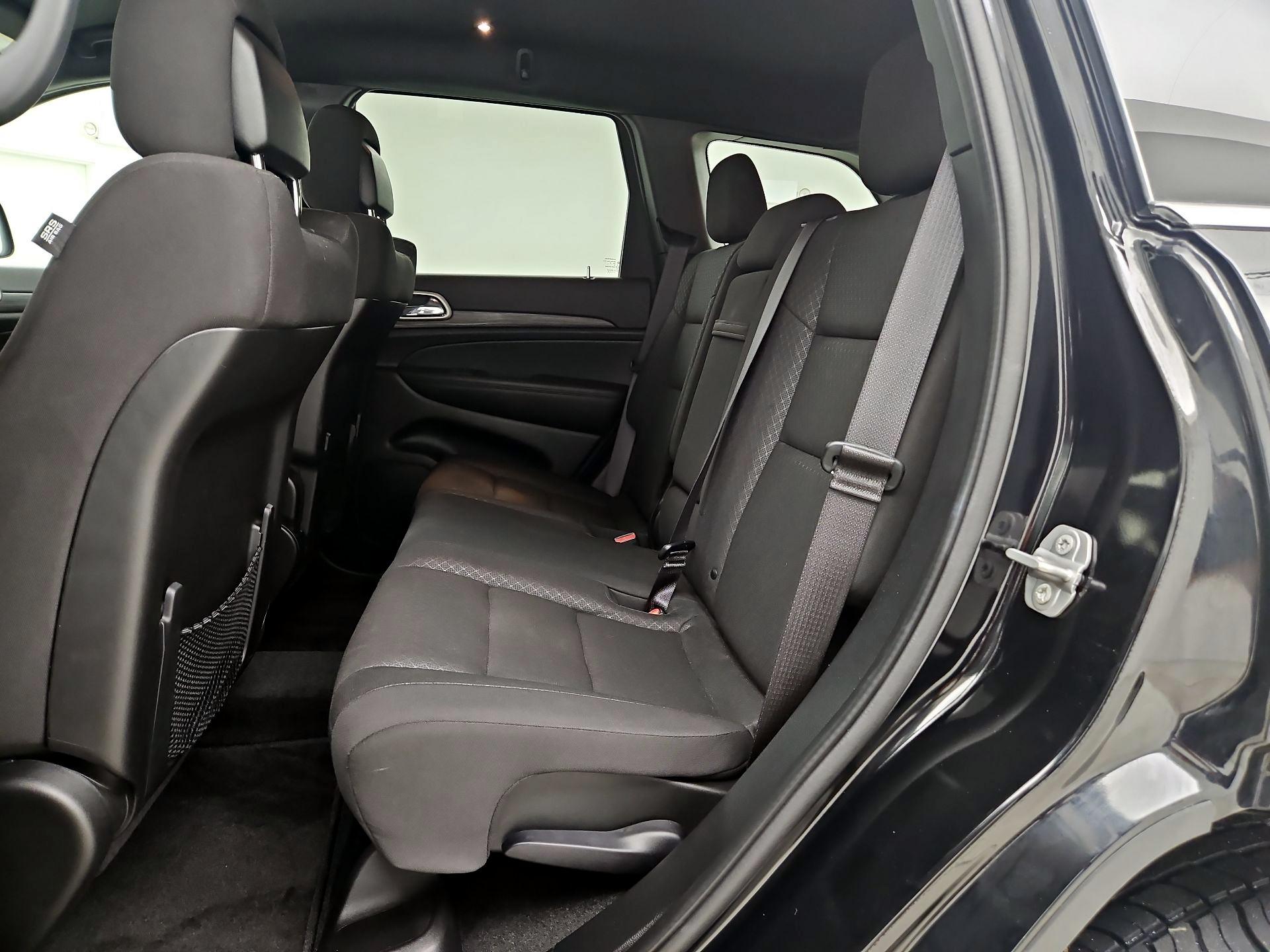 Thumbnail: 2022 Jeep Grand Cherokee - 20