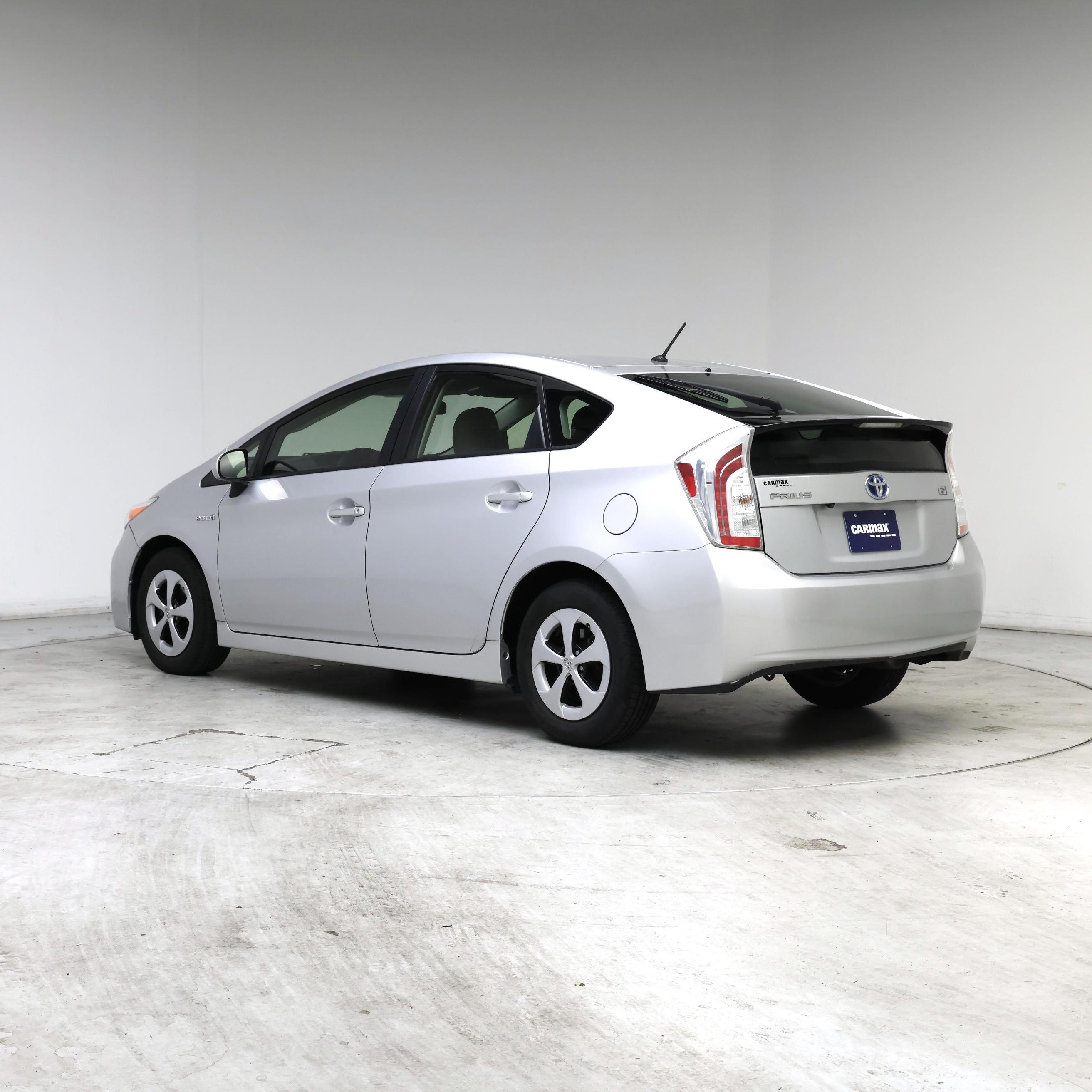 Thumbnail: 2015 Toyota Prius - 2