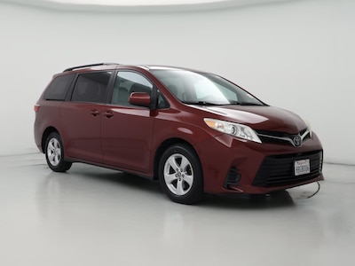 2018 Toyota Sienna LE