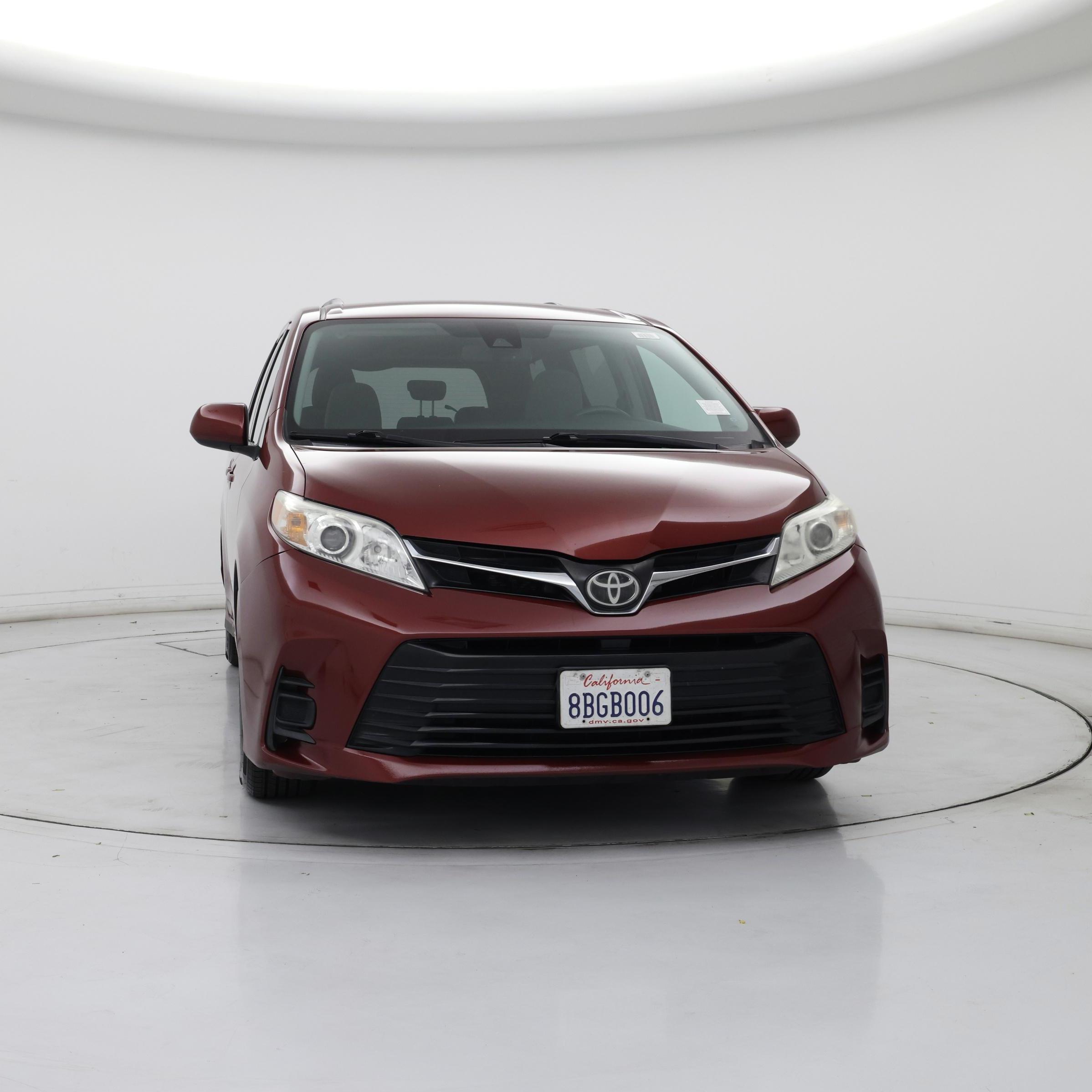 Thumbnail: 2018 Toyota Sienna - 5