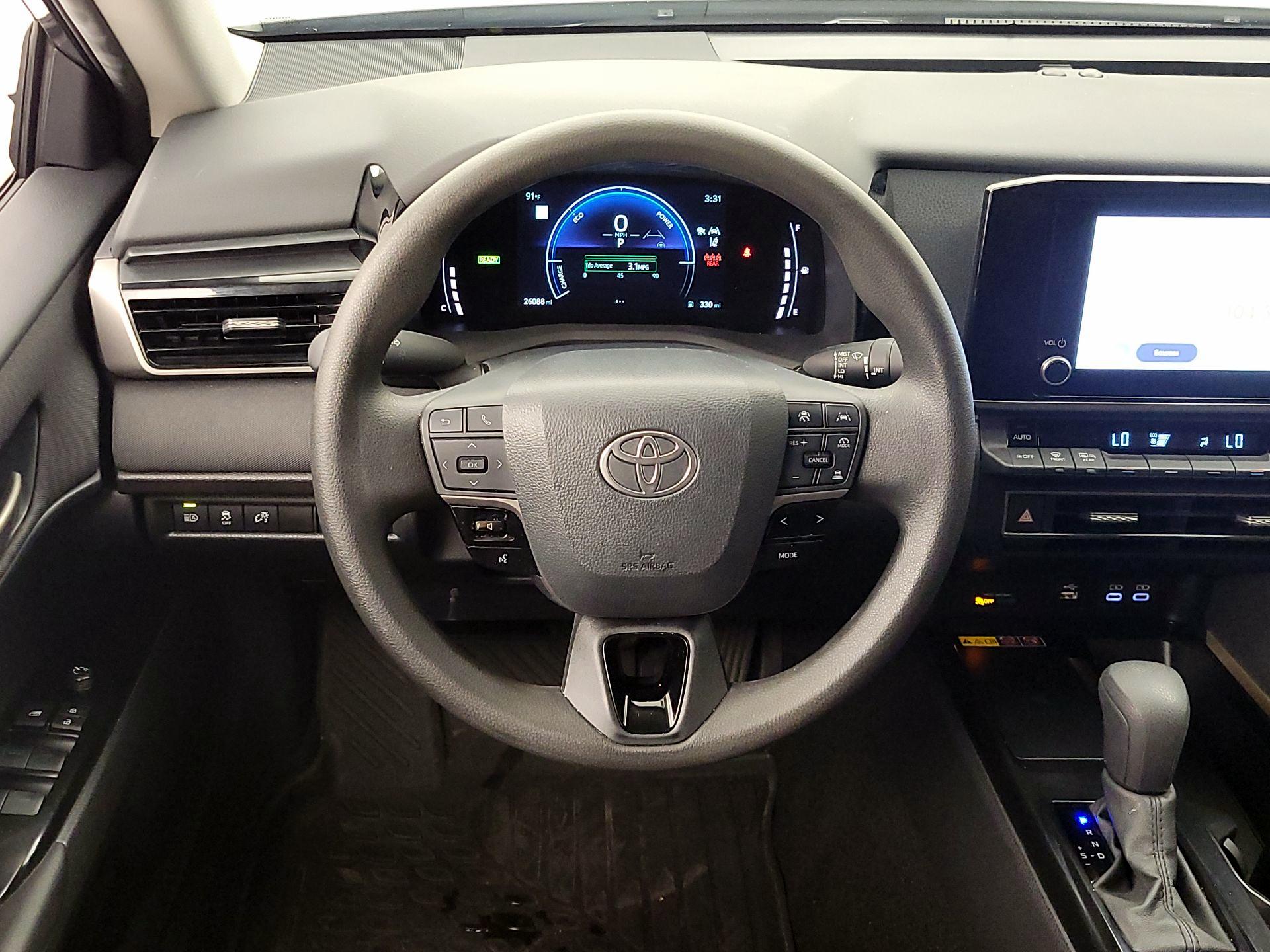 Thumbnail: 2025 Toyota Camry - 10