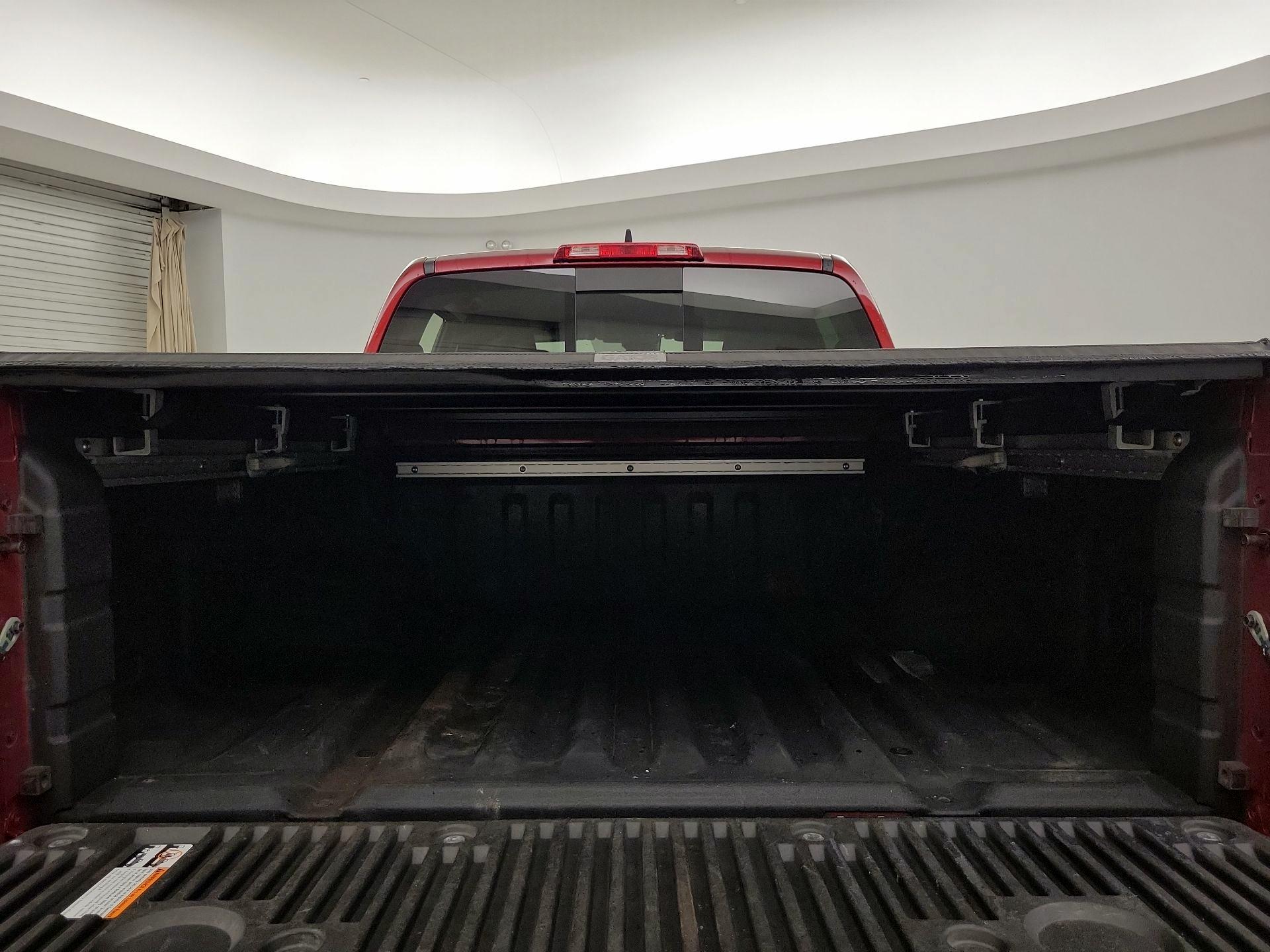 Thumbnail: 2023 Nissan Frontier - 18