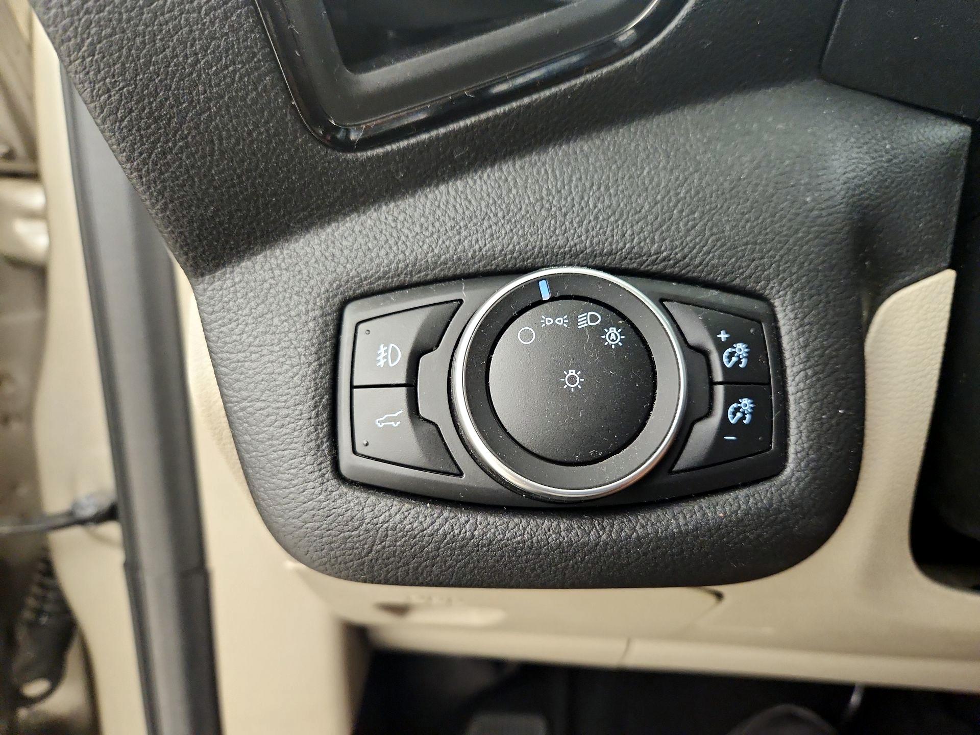 Thumbnail: 2017 Ford Escape - 13