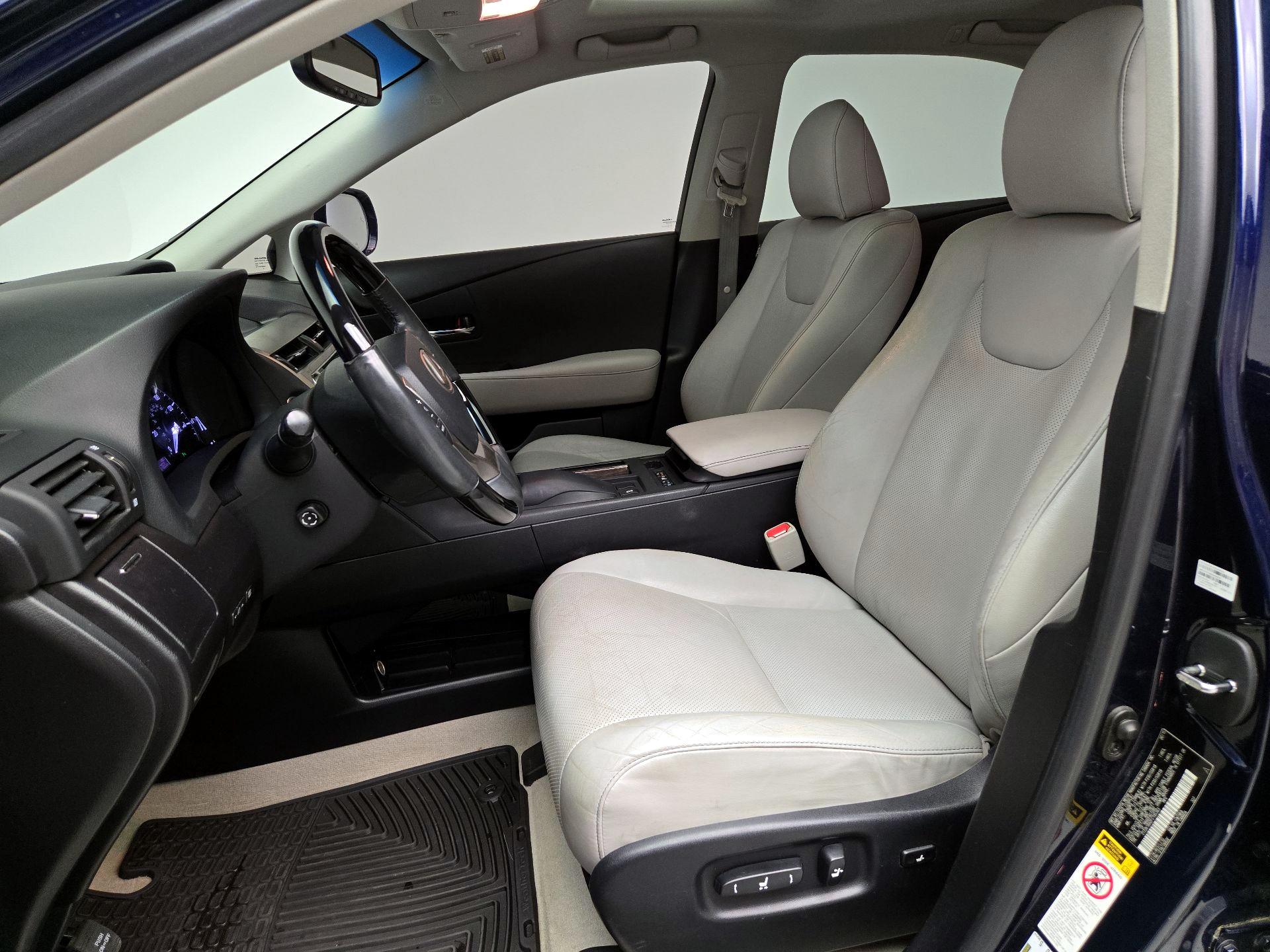 Thumbnail: 2015 Lexus RX - 11