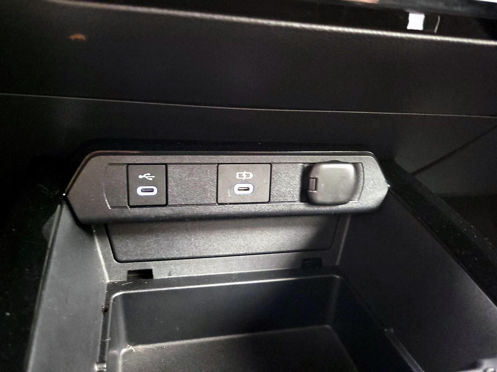 2023 Toyota Prius LE - Photo 19