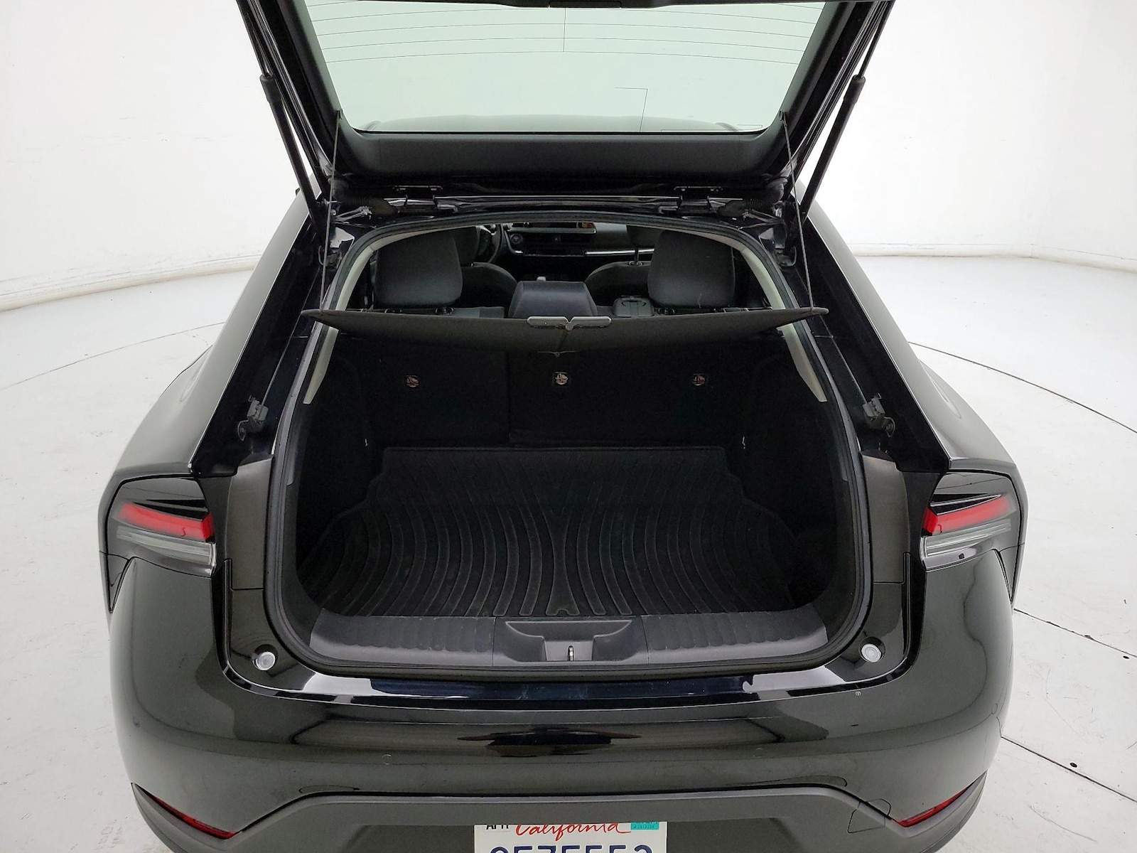 2023 Toyota Prius LE - Photo 21