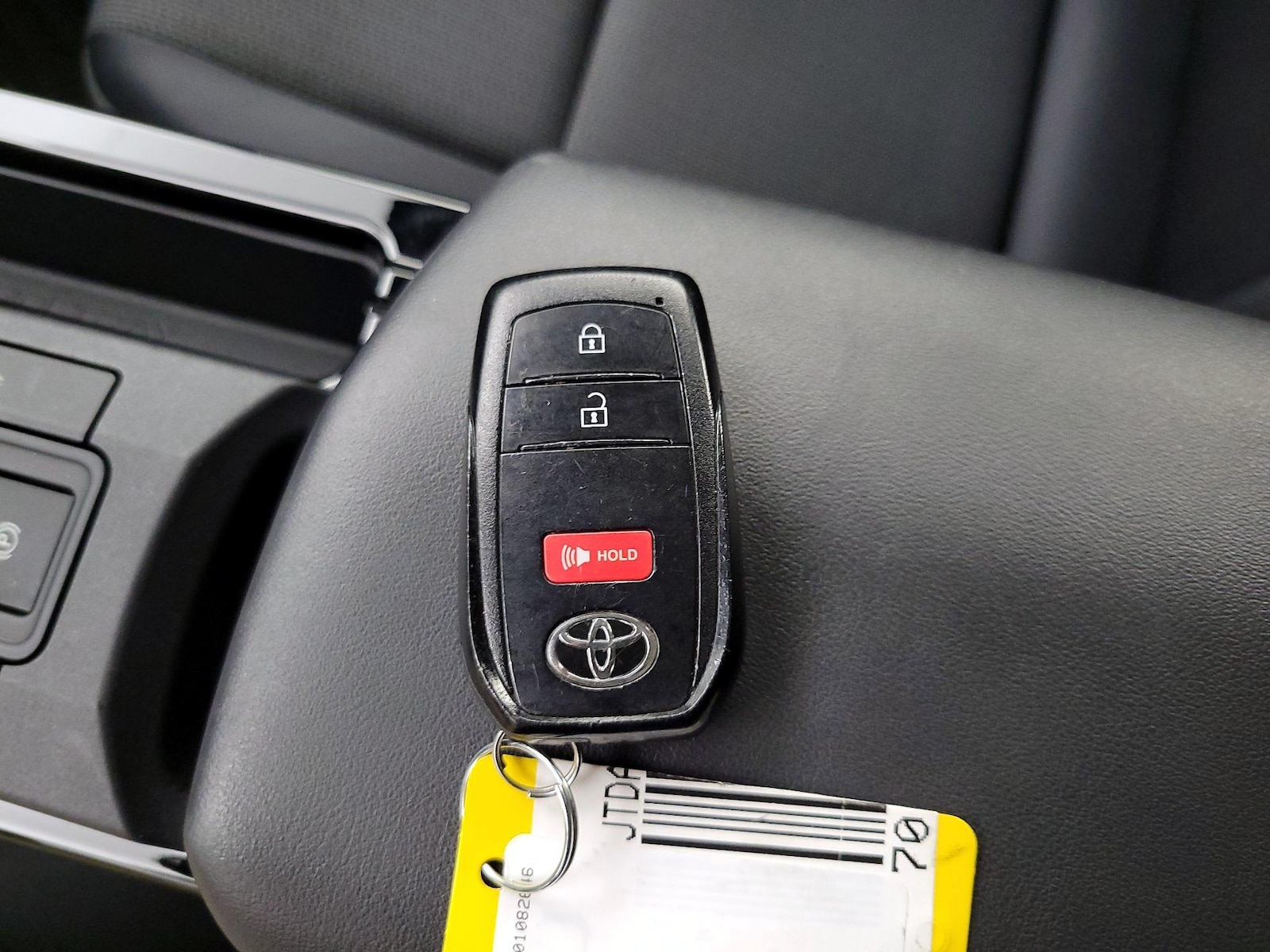 2023 Toyota Prius LE - Photo 23