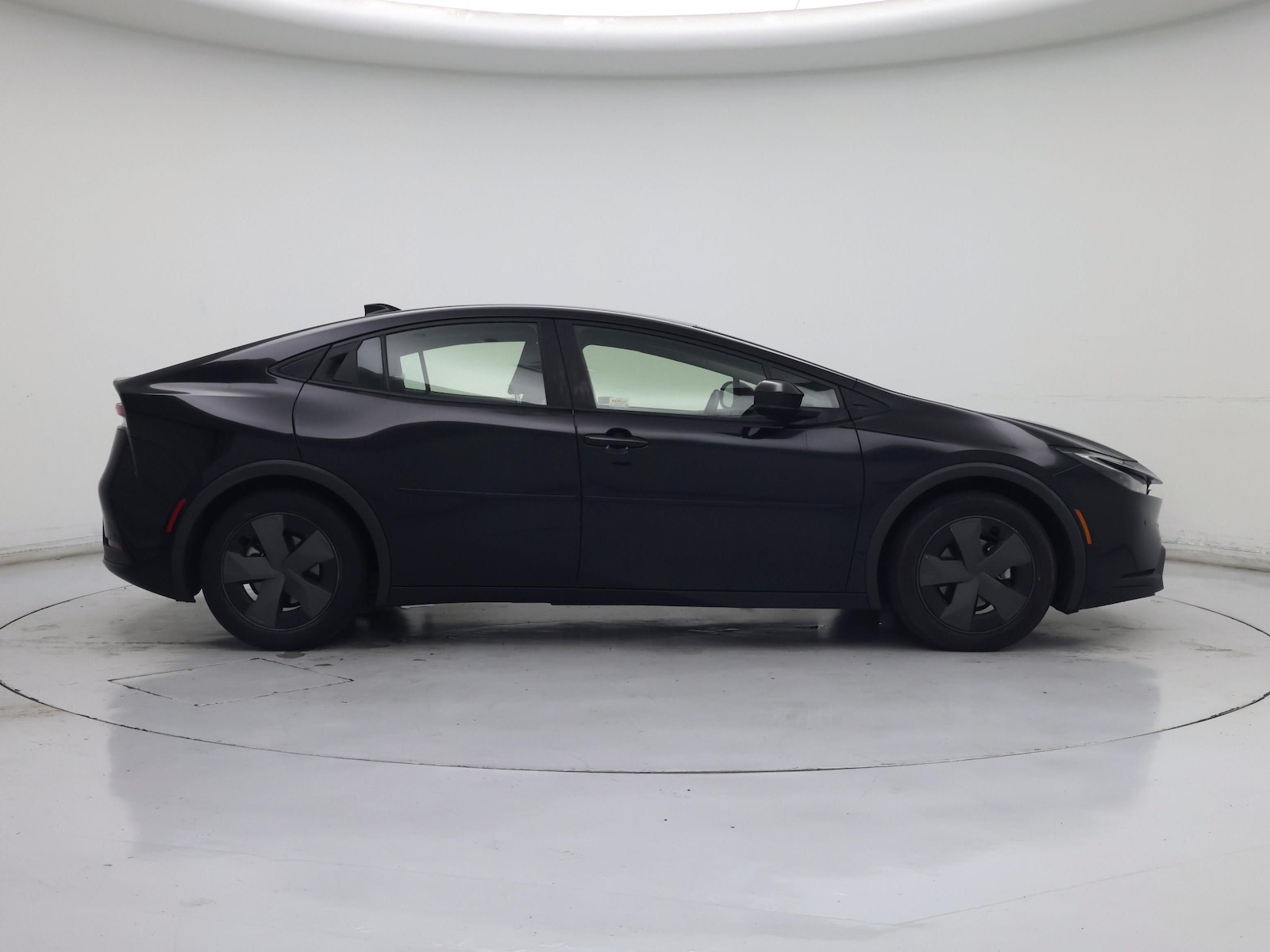 2023 Toyota Prius LE - Photo 8