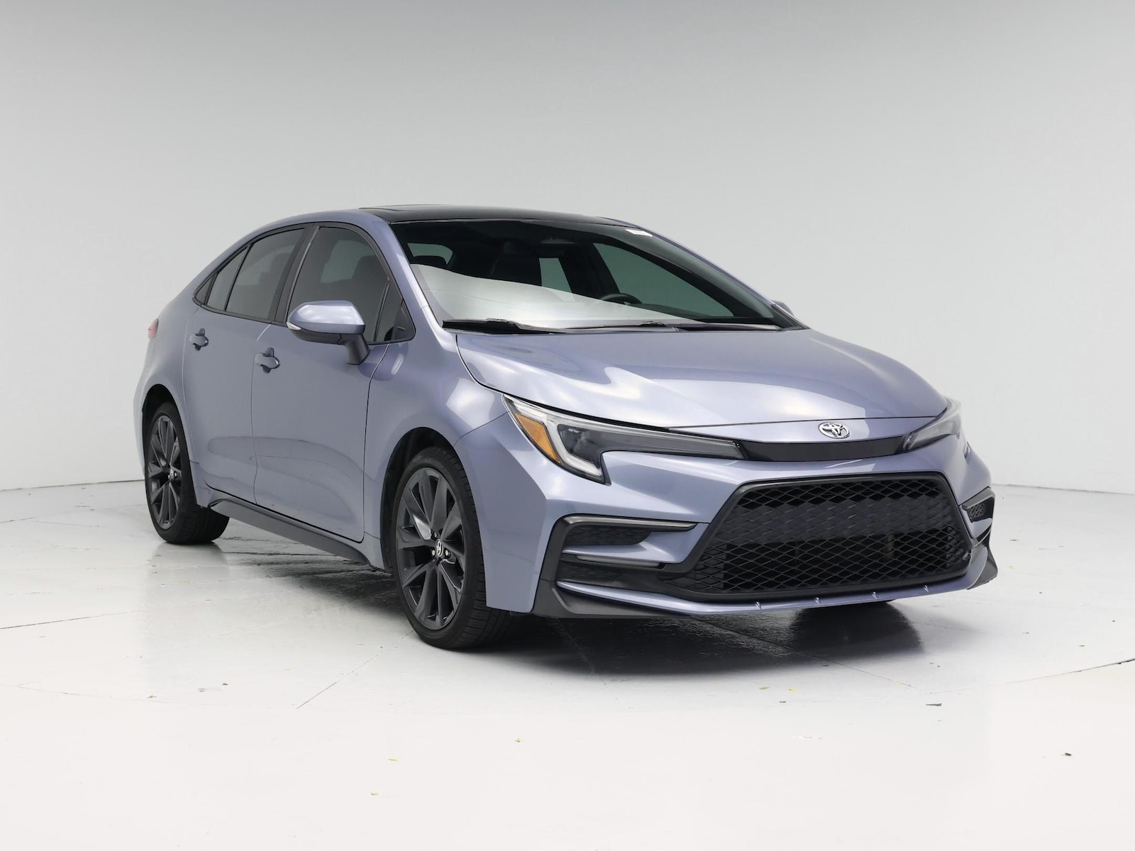 2023 Toyota Corolla SE - Photo 2