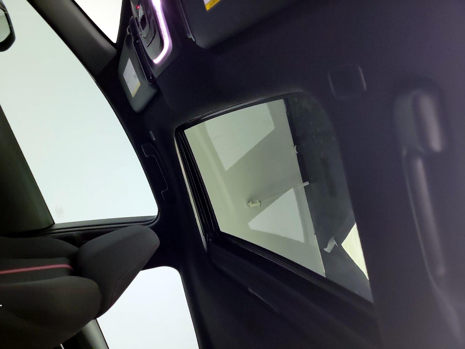 2023 Toyota Corolla SE - Photo 19