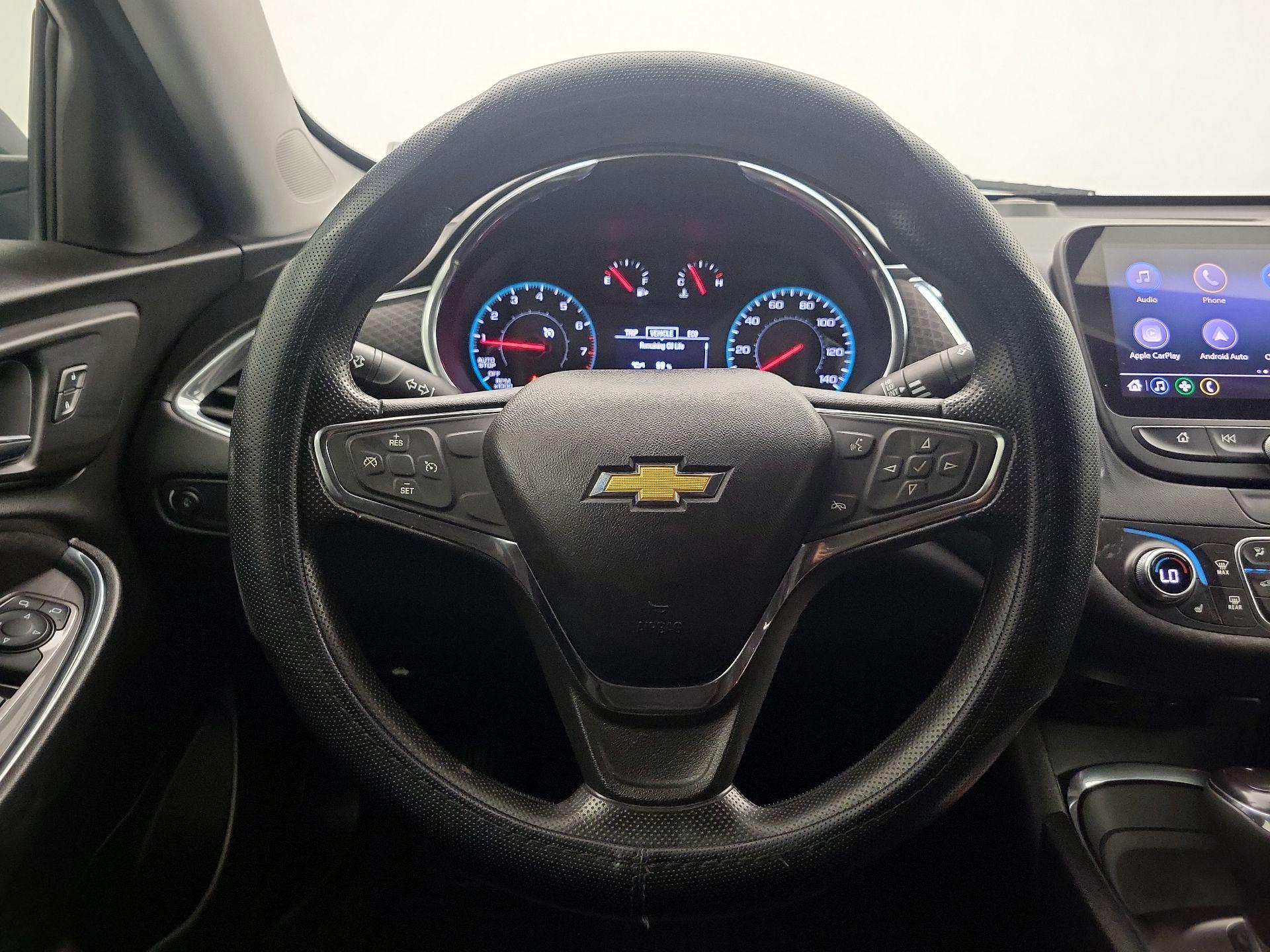Thumbnail: 2019 Chevrolet Malibu - 10