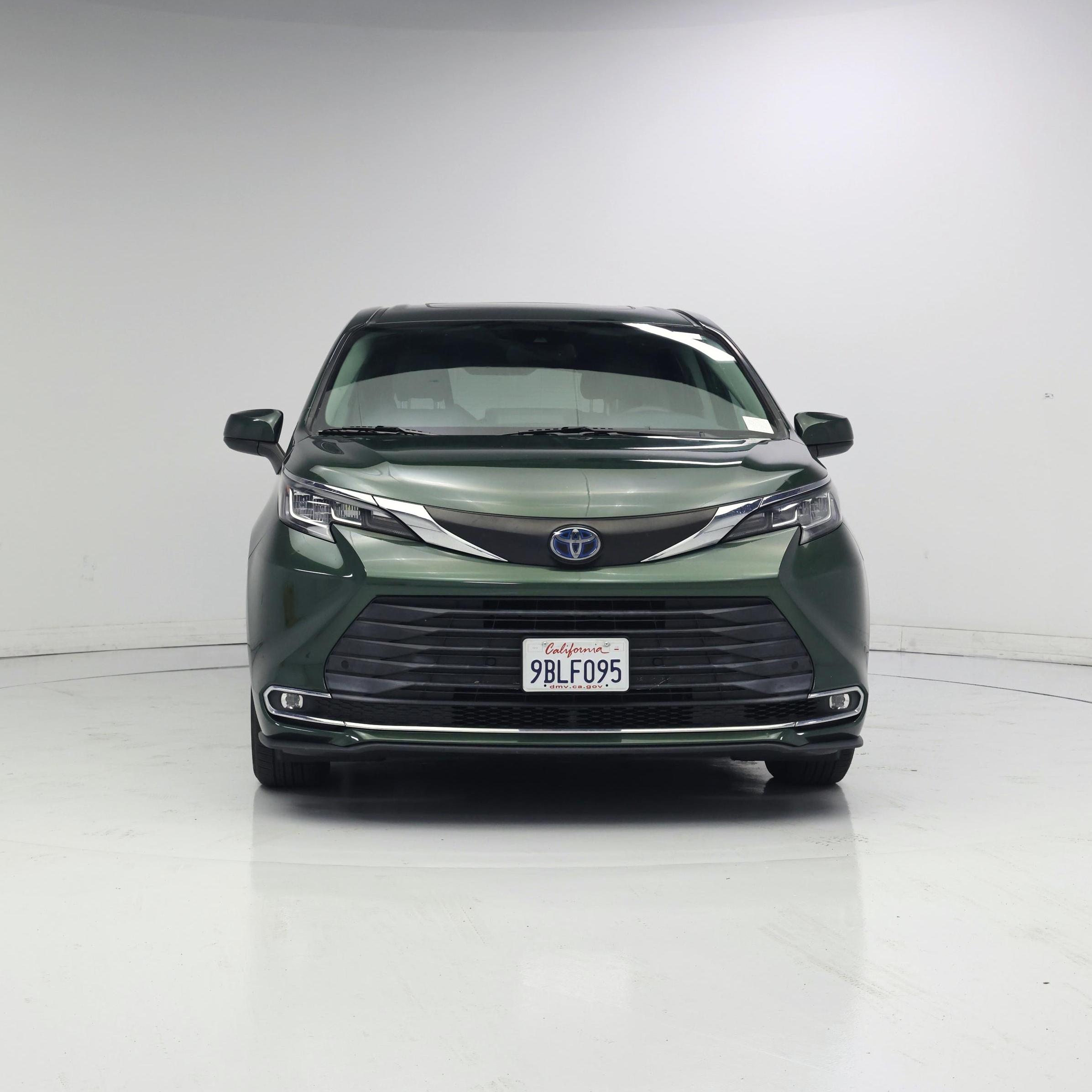 Thumbnail: 2021 Toyota Sienna - 5