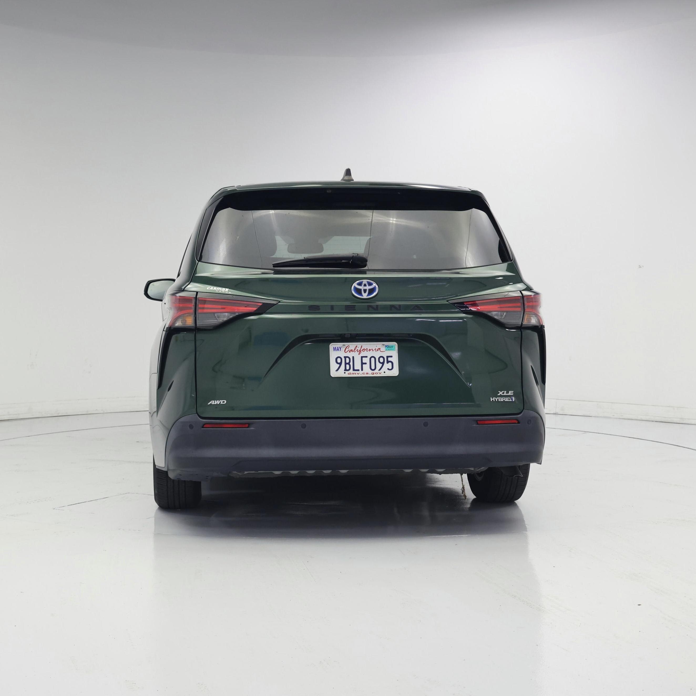 Thumbnail: 2021 Toyota Sienna - 6