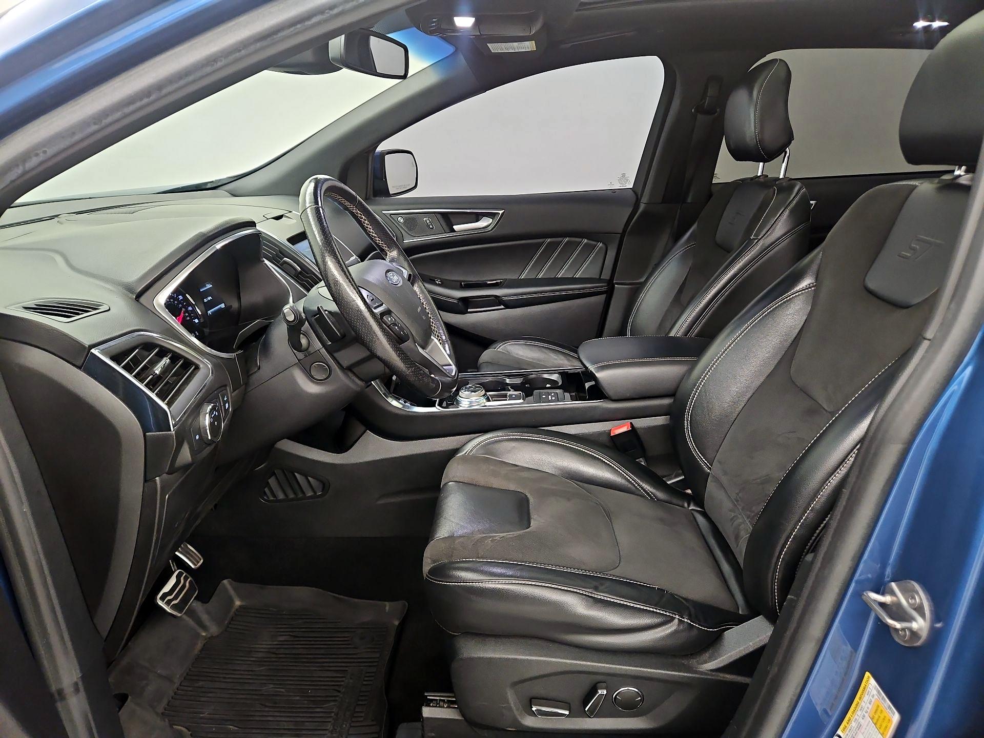Thumbnail: 2019 Ford Edge - 11