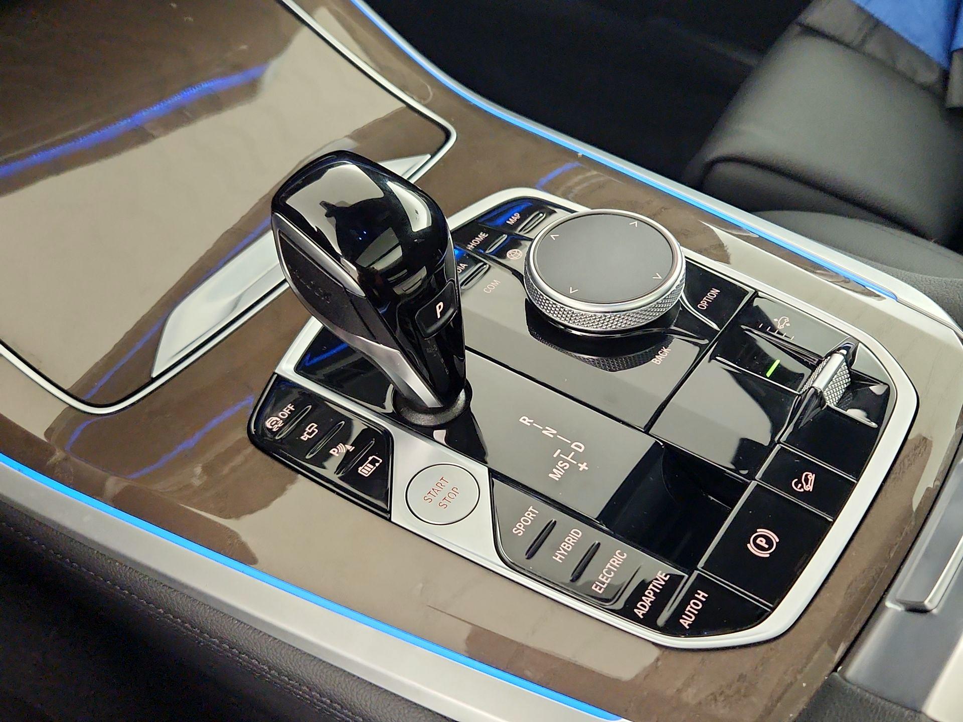Thumbnail: 2022 BMW X5 - 16