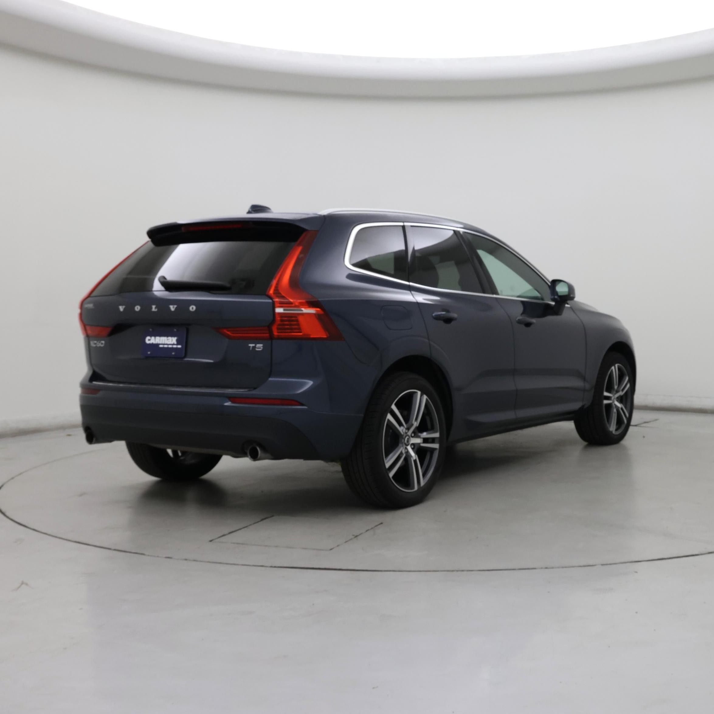 Thumbnail: 2021 Volvo XC60 - 8