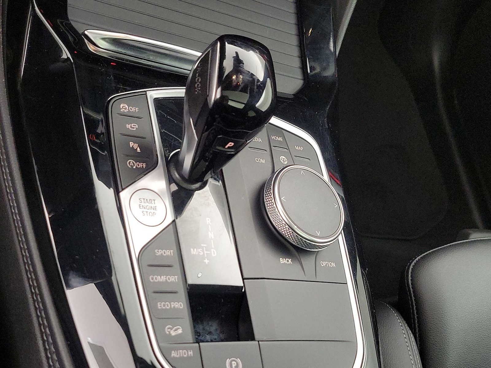 2024 BMW X4 30i - Photo 19