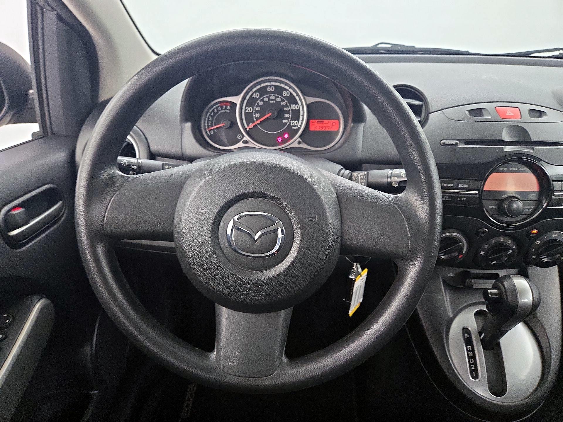 Thumbnail: 2014 Mazda Mazda2 - 10
