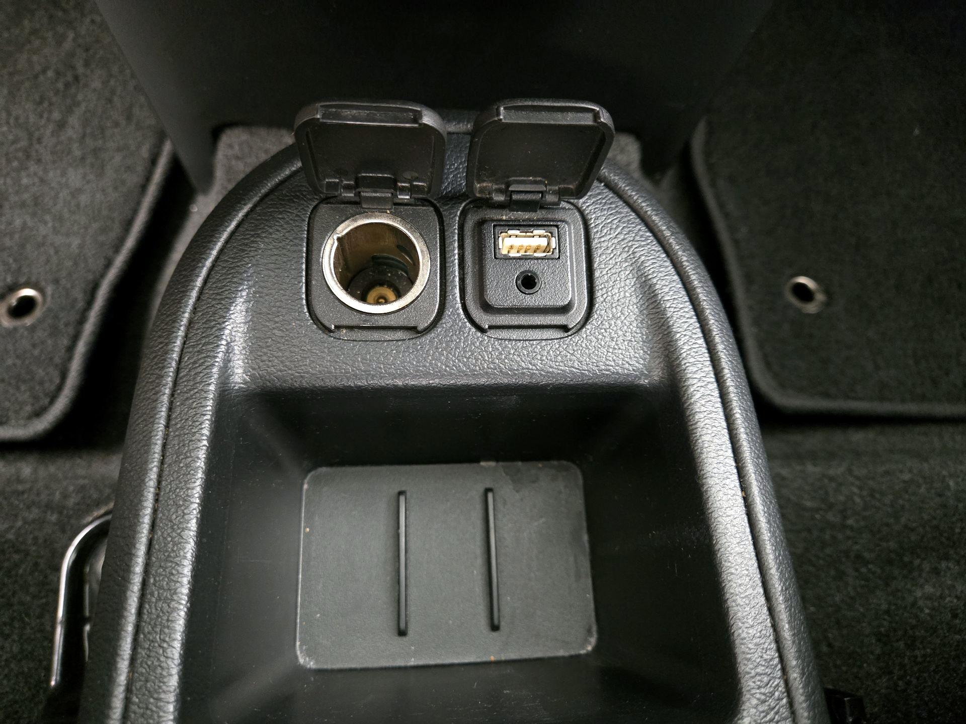 Thumbnail: 2014 Mazda Mazda2 - 17